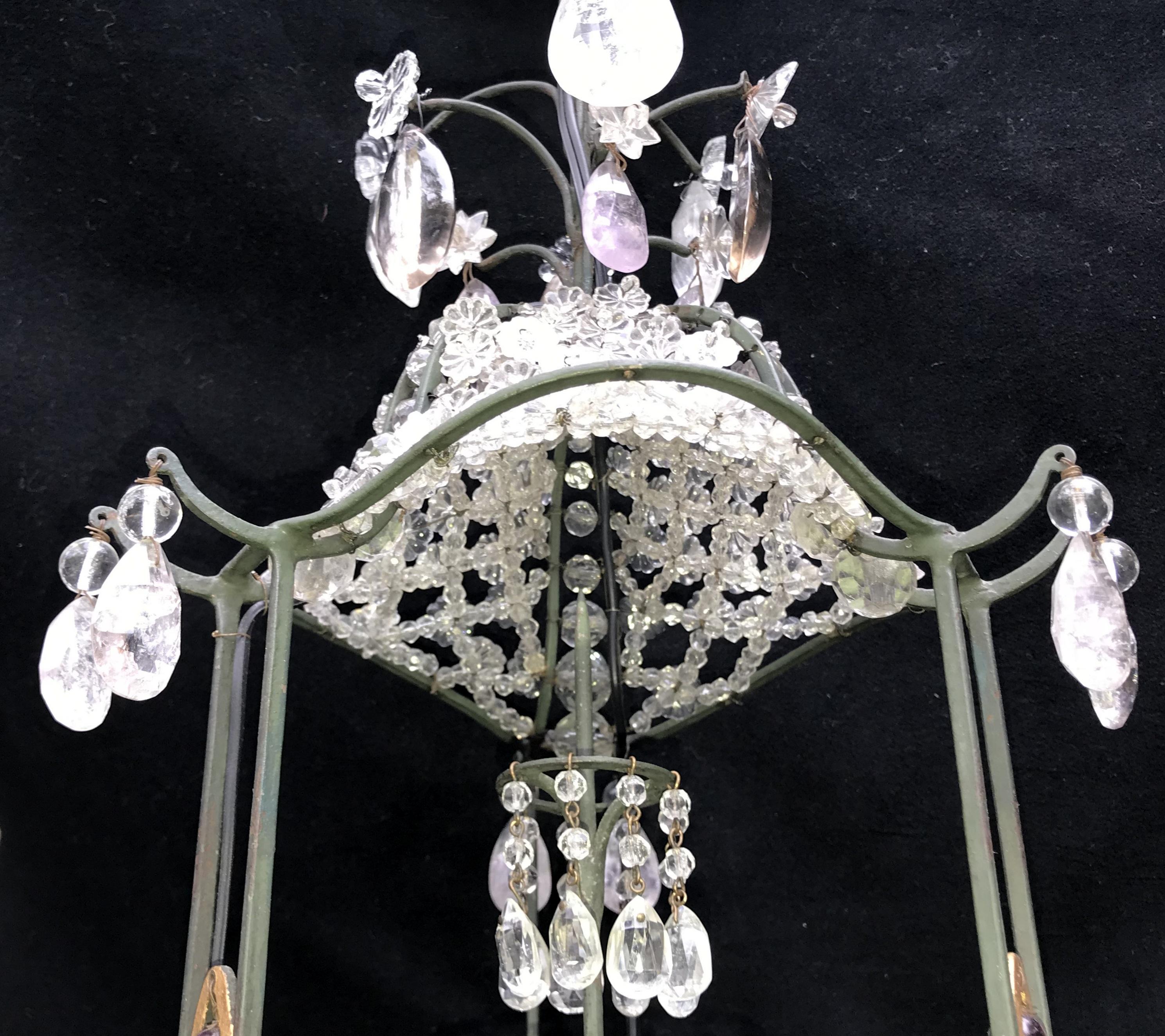 Vintage Baguès Petite Pagoda Rock Crystal Beaded Basket Green Gilt Chandelier For Sale 1
