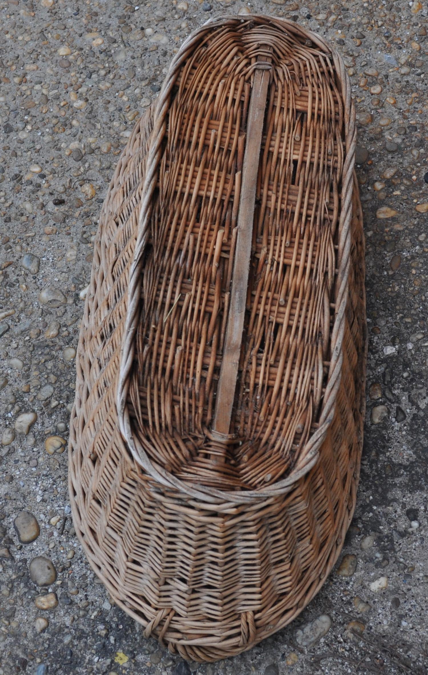 Country Vintage Baguette Basket For Sale