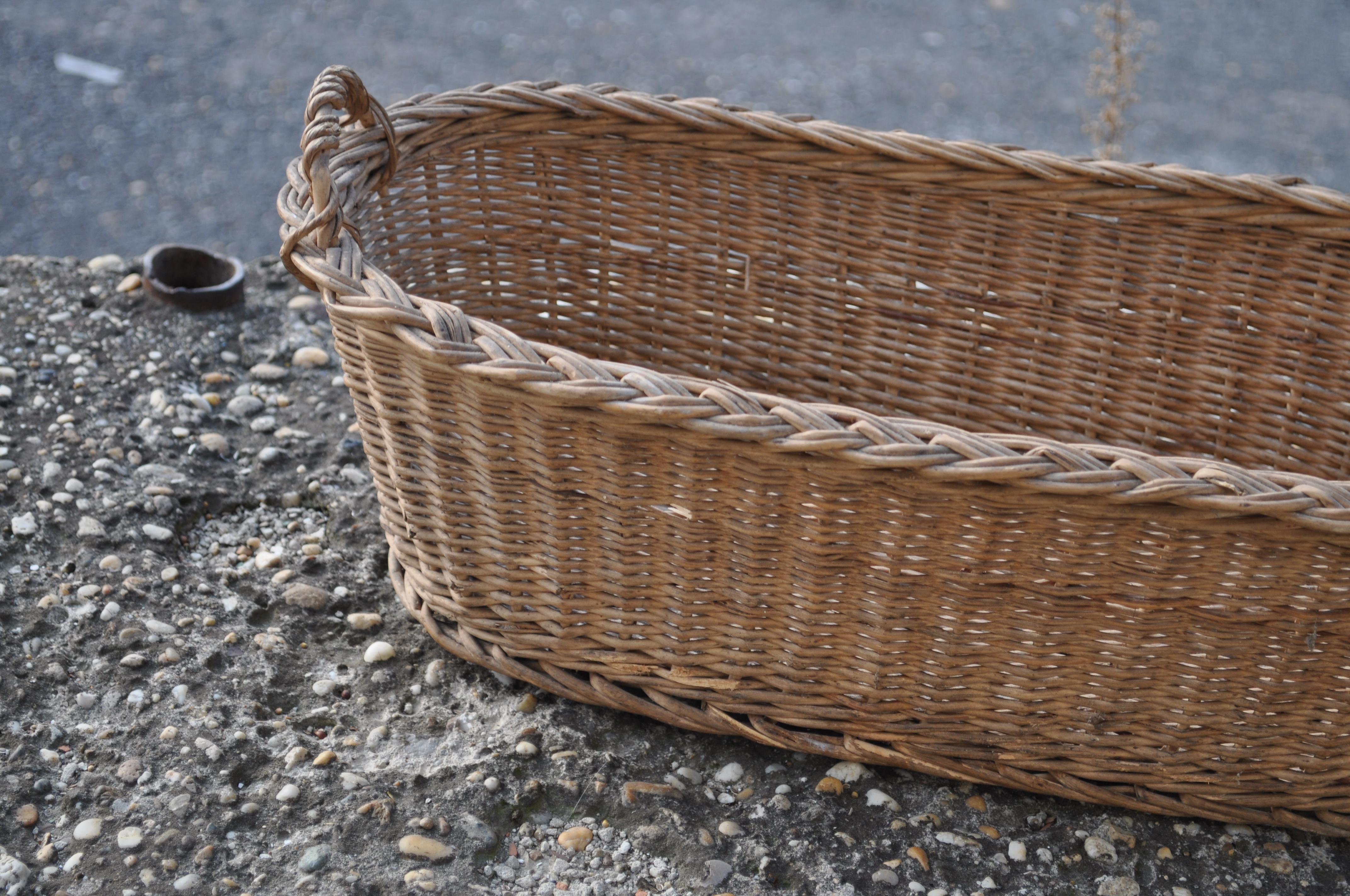 Country Vintage Baguette Basket For Sale