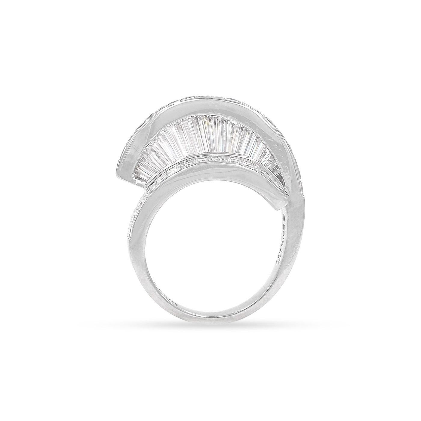 Modern Vintage Baguette Cut & Princess Cut Diamond 'Fan' Ring Set by MWI Eloquence For Sale