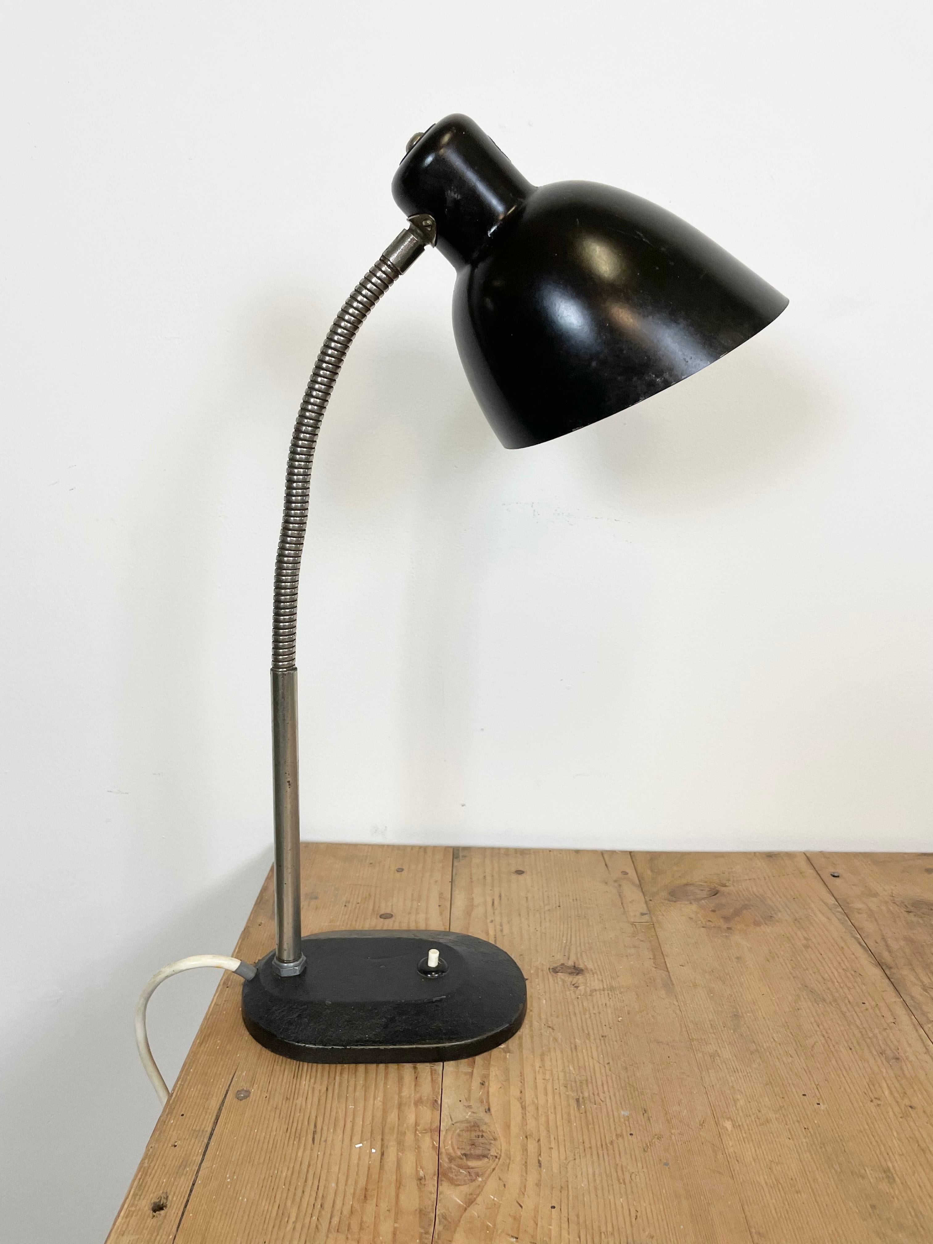 20ième siècle Lampe de bureau vintage en bakélite de Nolta, Lux, années 1930 en vente