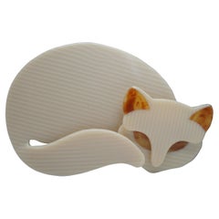 Retro Bakelite Lea Stein Gomina Sleeping Kitten Kitty Cat Animal Pin Brooch