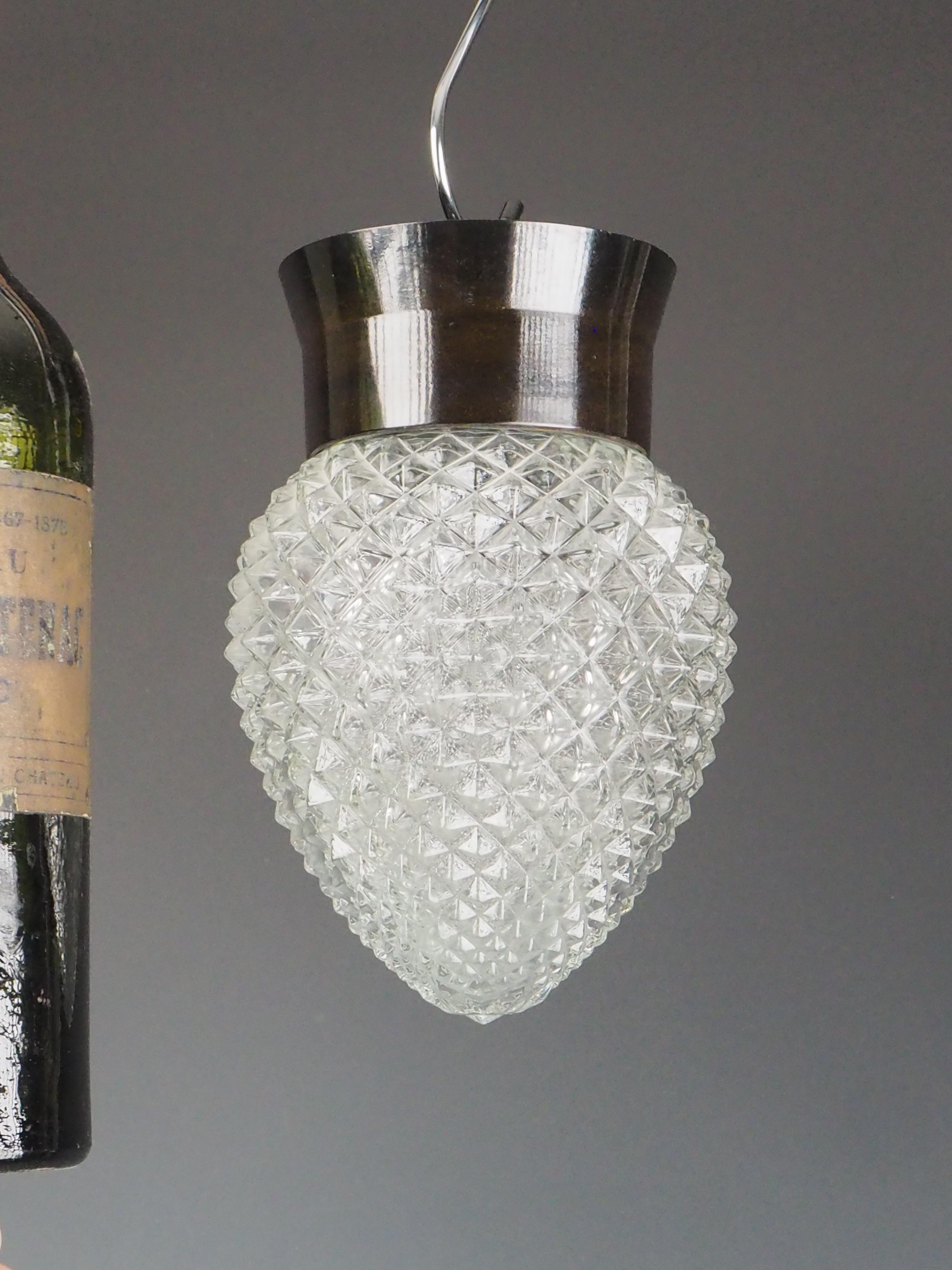 Lámpara de techo vintage de baquelita con piña de cristal - Retro Flush Mount Pendant Fixtu en Bueno estado para la venta en Lincoln, GB