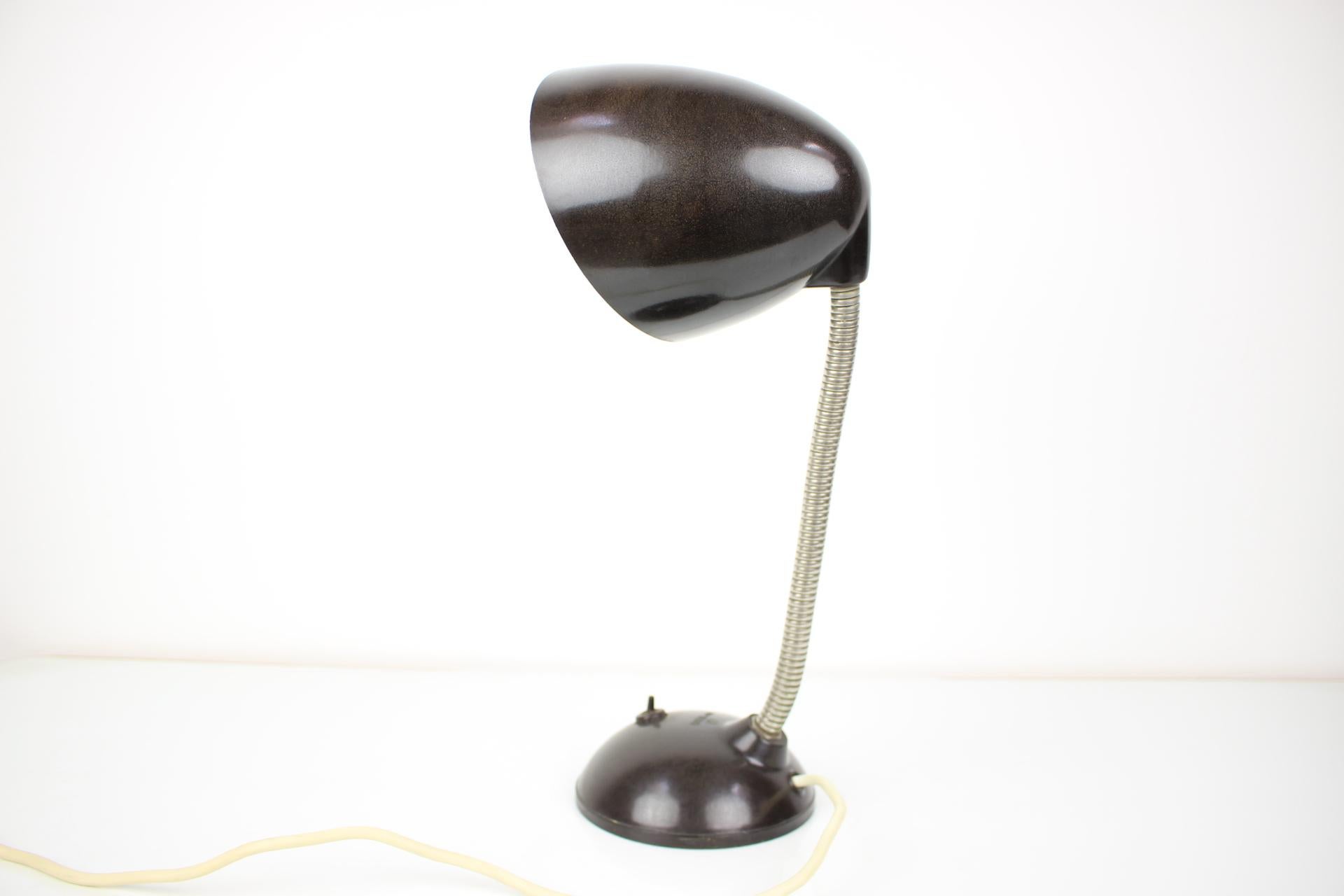 Vintage Bakelite Table Lamp, 1950's In Good Condition For Sale In Praha, CZ