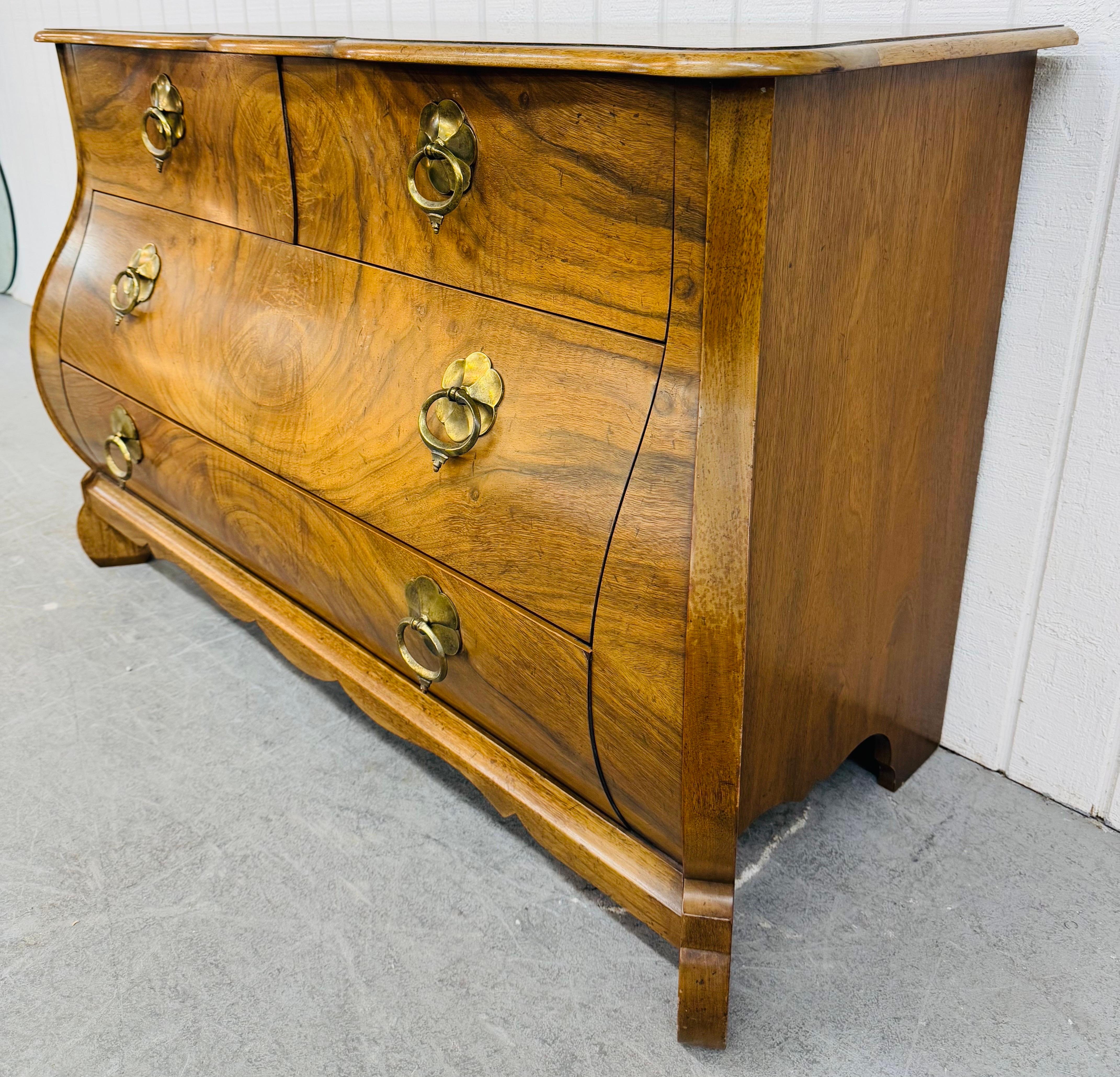 Stile provenzale Commode Bombay in Wood Wood, vintage, di Baker in vendita