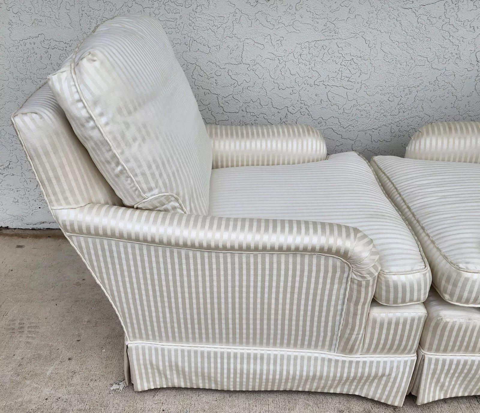 Paire de fauteuils club vintage BAKER en vente 3