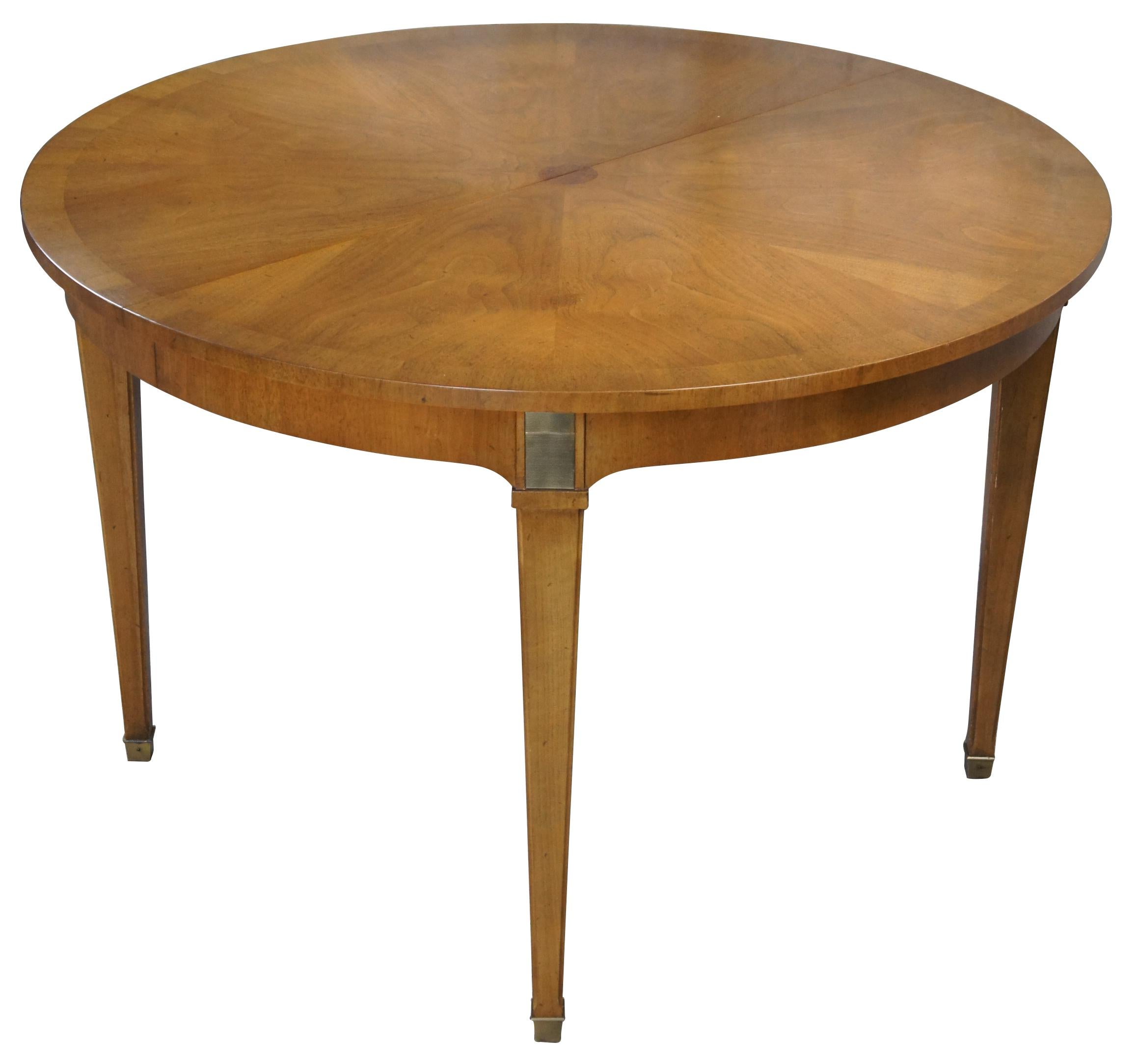 Vintage Baker French Directoire European Walnut Round Dining Breakfast Table In Good Condition In Dayton, OH