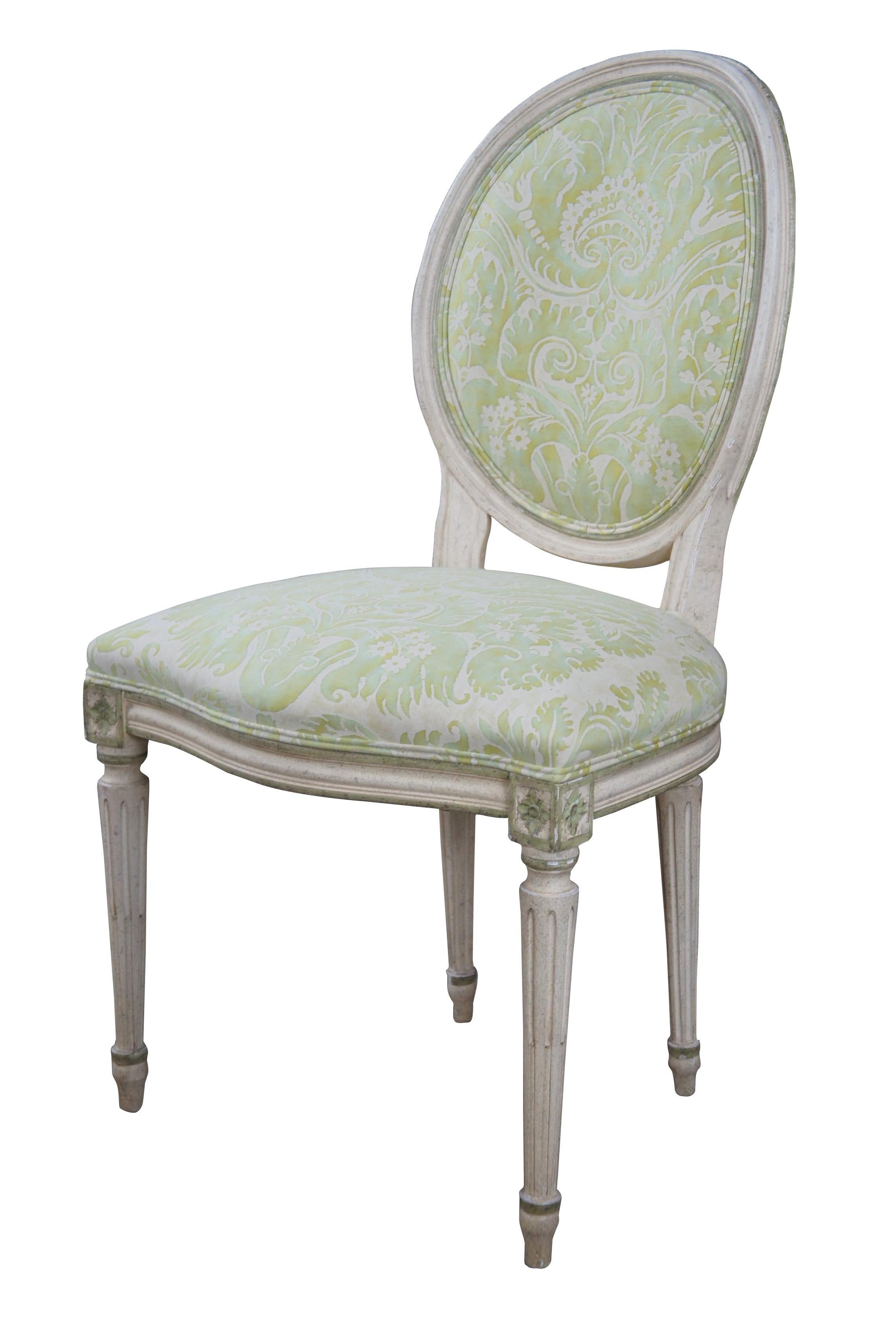 Vintage Baker French Louis XV Provincial Baloon Back White Dining Side Chair In Good Condition In Dayton, OH