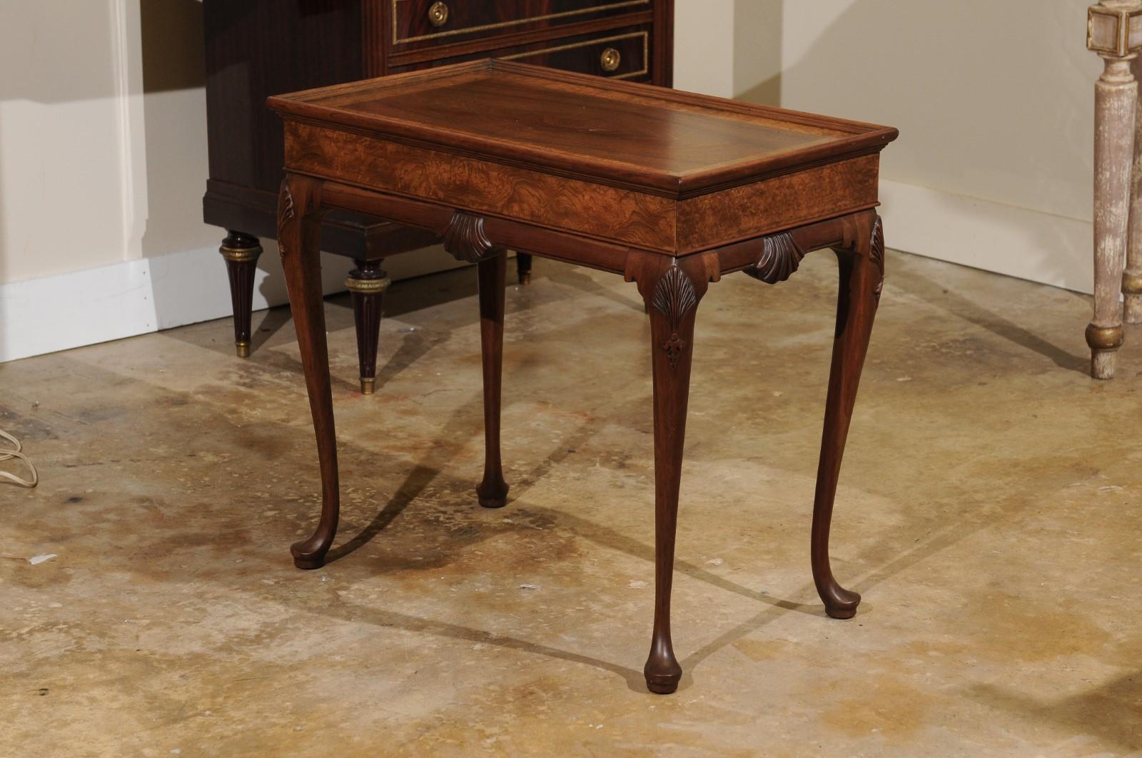 Walnut Vintage Baker Furniture Co. Tea or Side Table For Sale