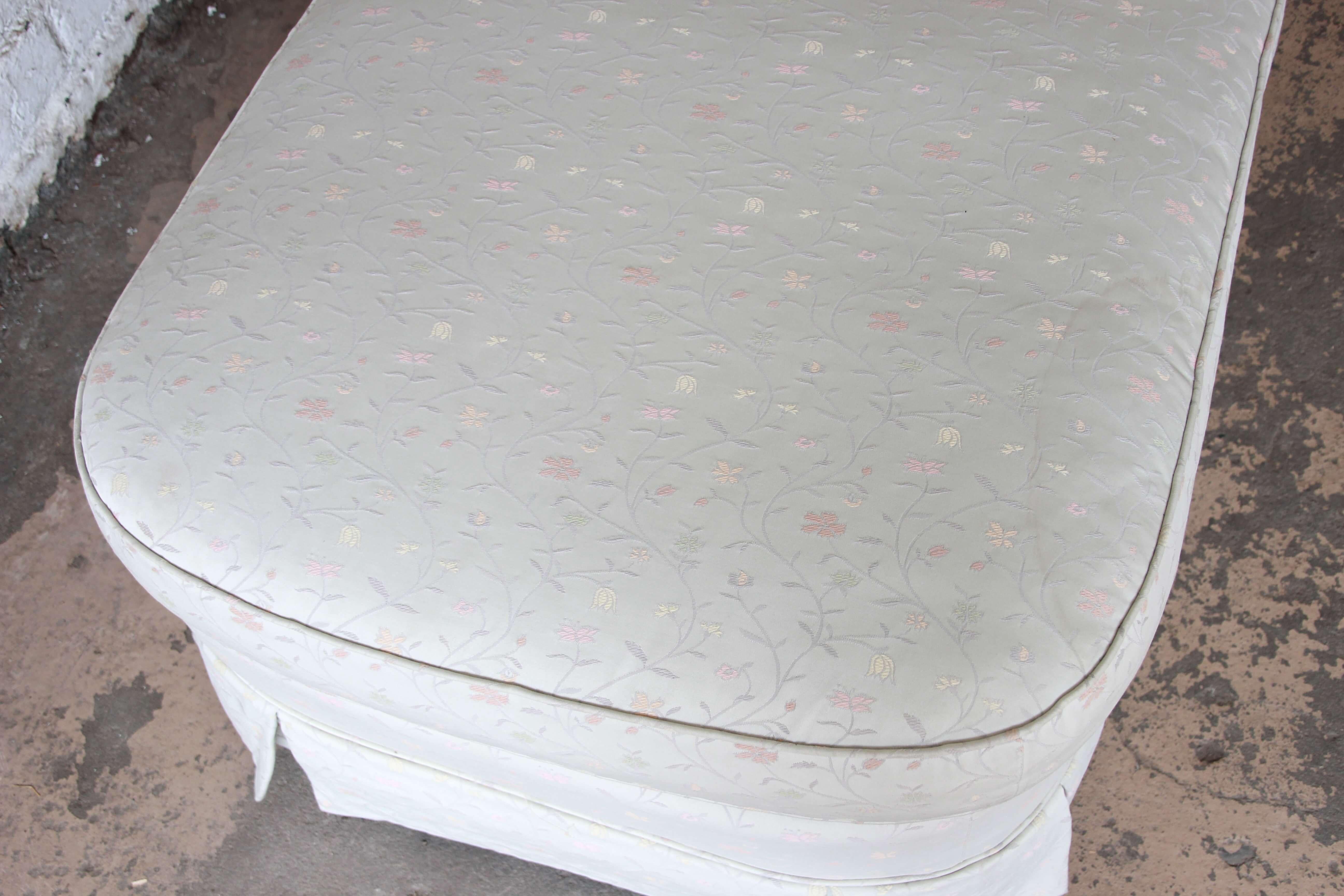 Upholstery Vintage Baker Furniture Elegant Ivory Floral Upholstered Chaise Longue