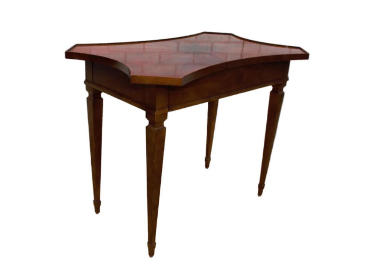 Unknown Vintage Baker Furniture Federal Style  Inlaid Tea Side Table For Sale