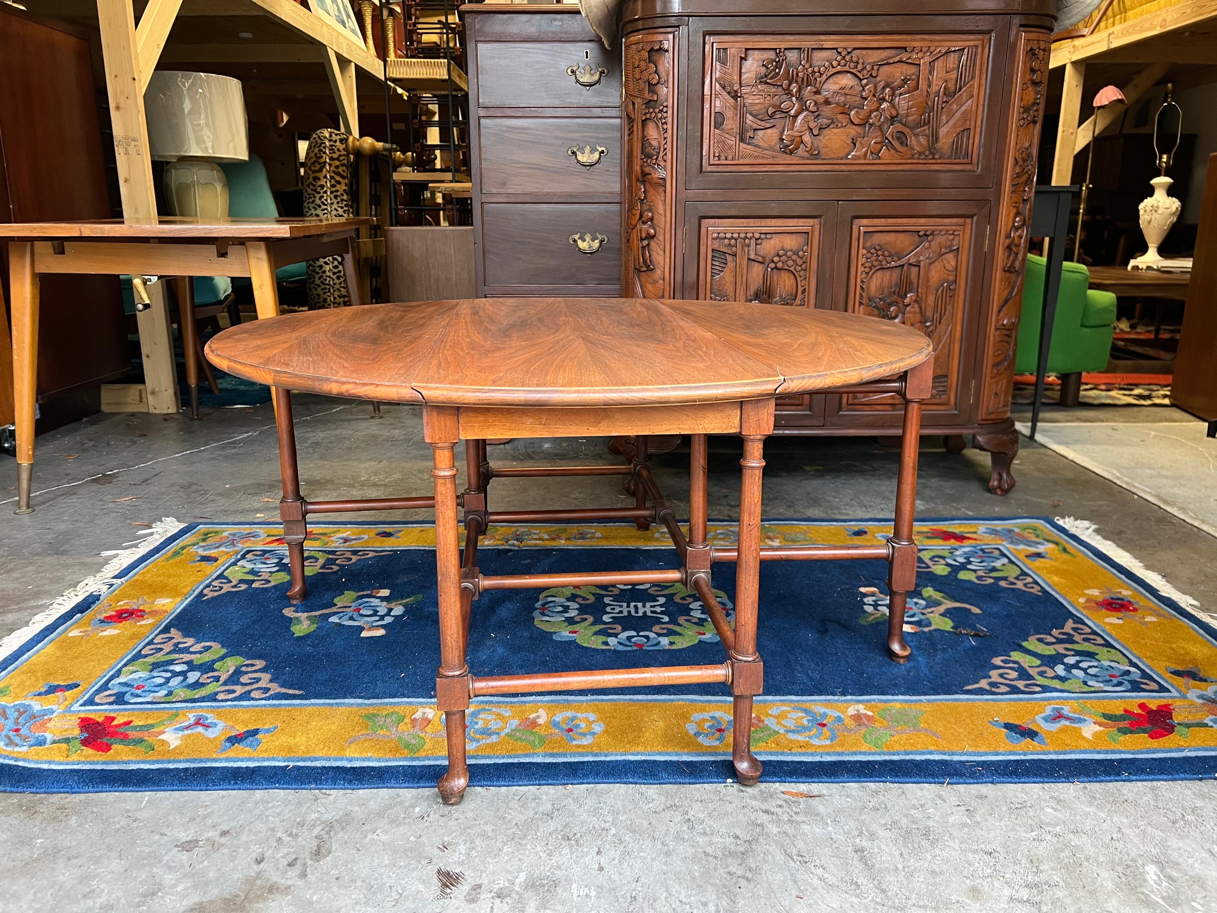 Vintage Baker Furniture Gate Leg Cocktail Table For Sale 3