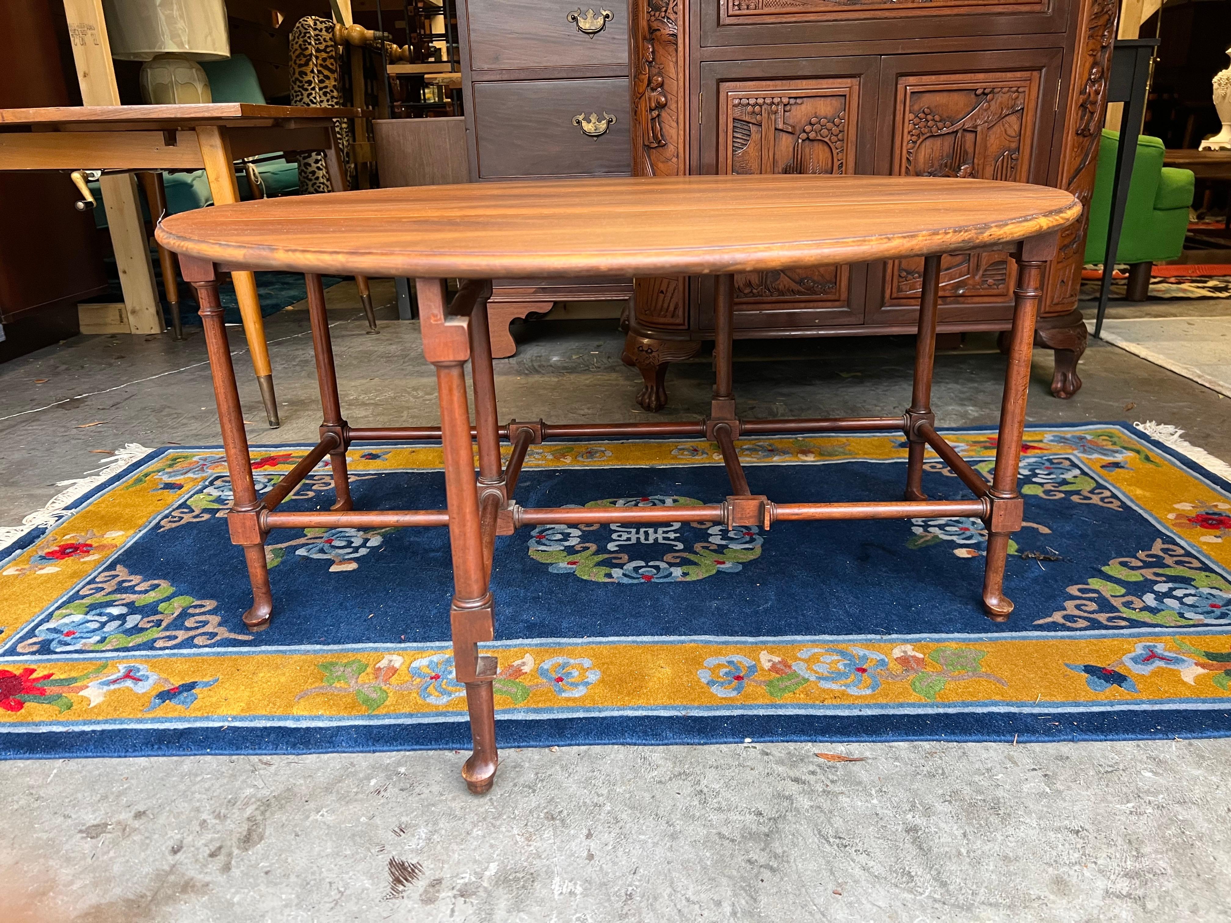 Vintage Baker Furniture Gate Leg Cocktail Table For Sale 1