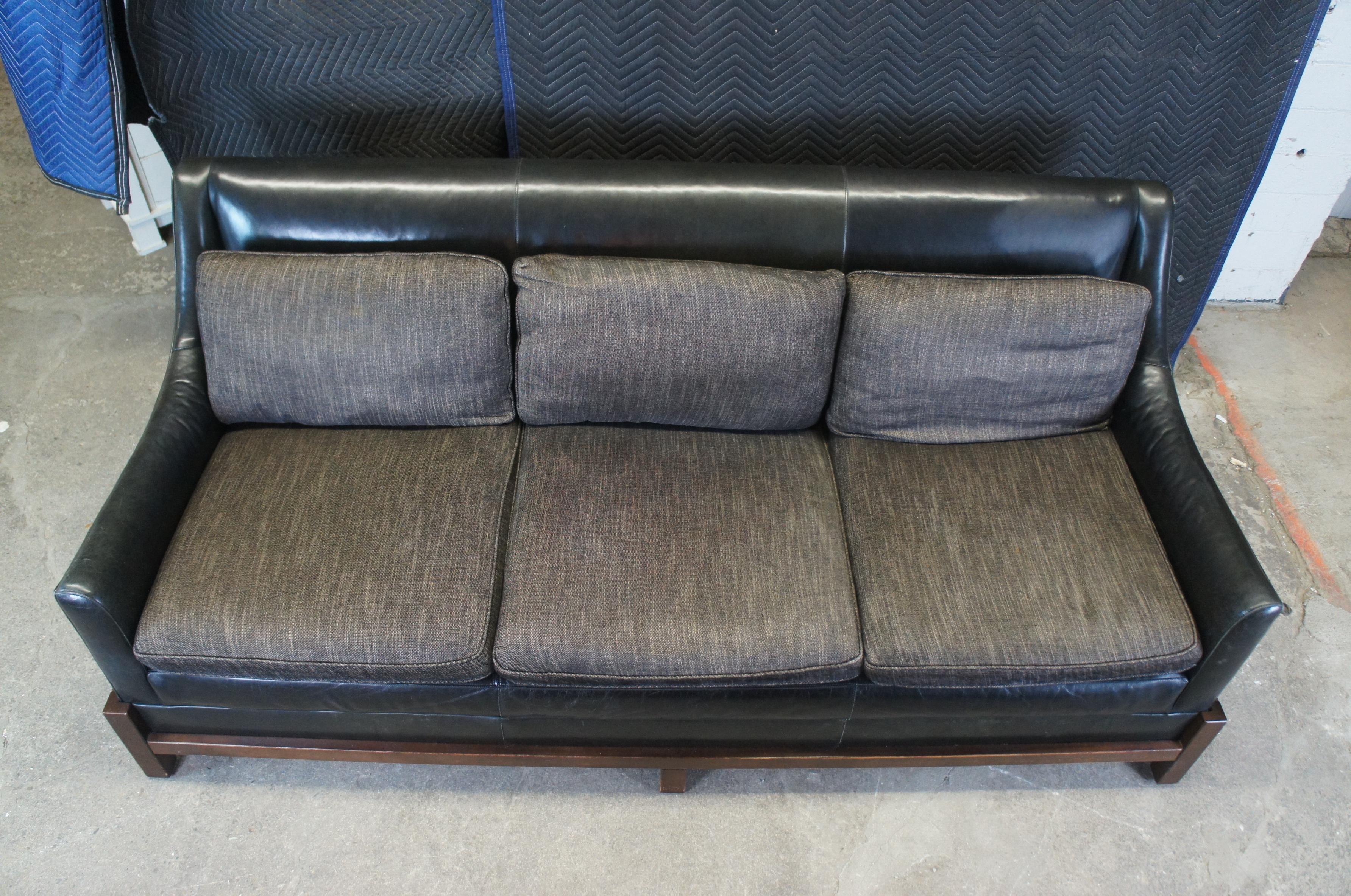 20th Century Vintage Baker Furniture Laura Kirar Modern Black Leather 3 Seater Neue Sofa For Sale
