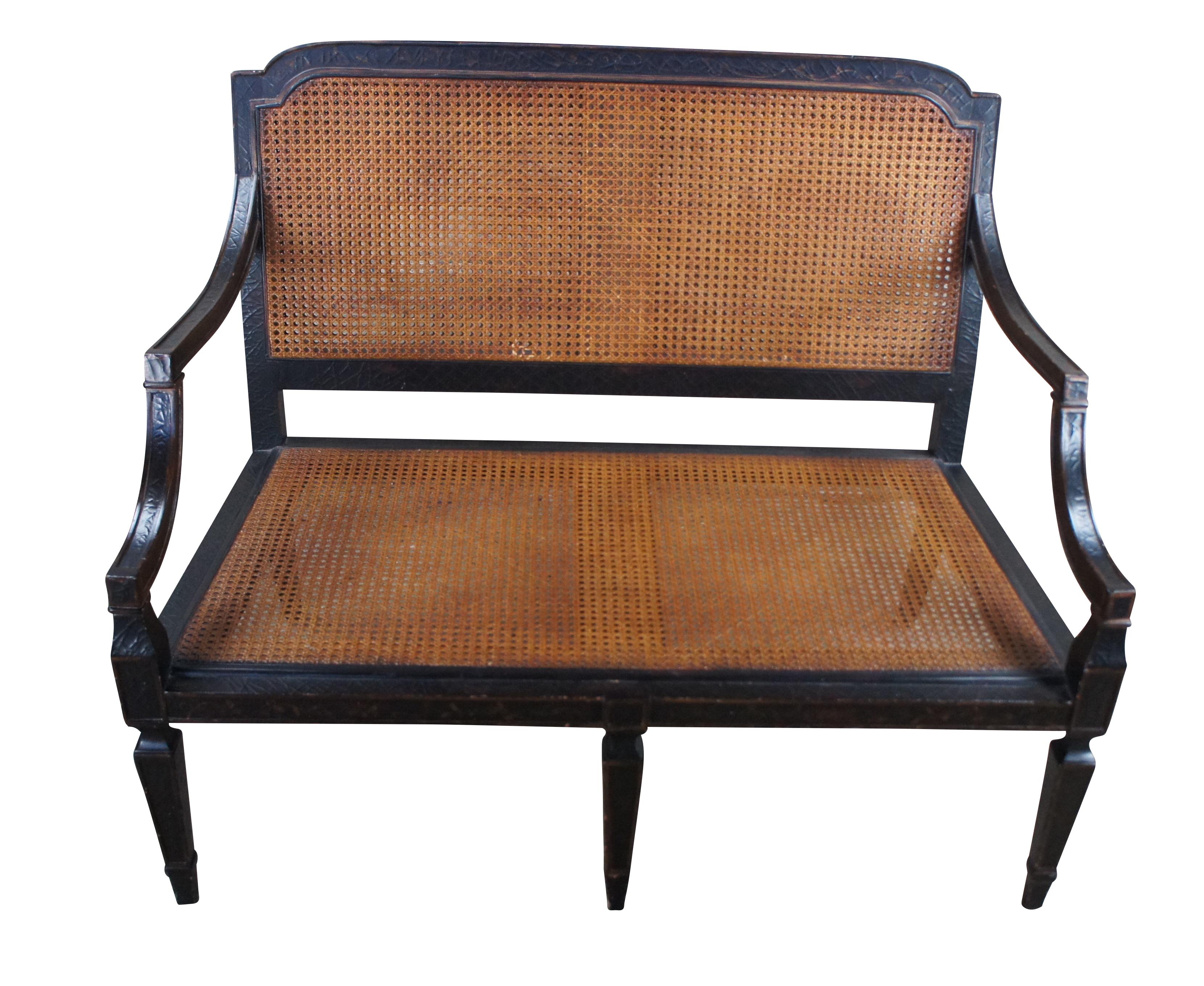 Vintage Baker Milling Road Chinoiserie lackiert & Caned Settee Loveseat Bench (amerikanisch) im Angebot