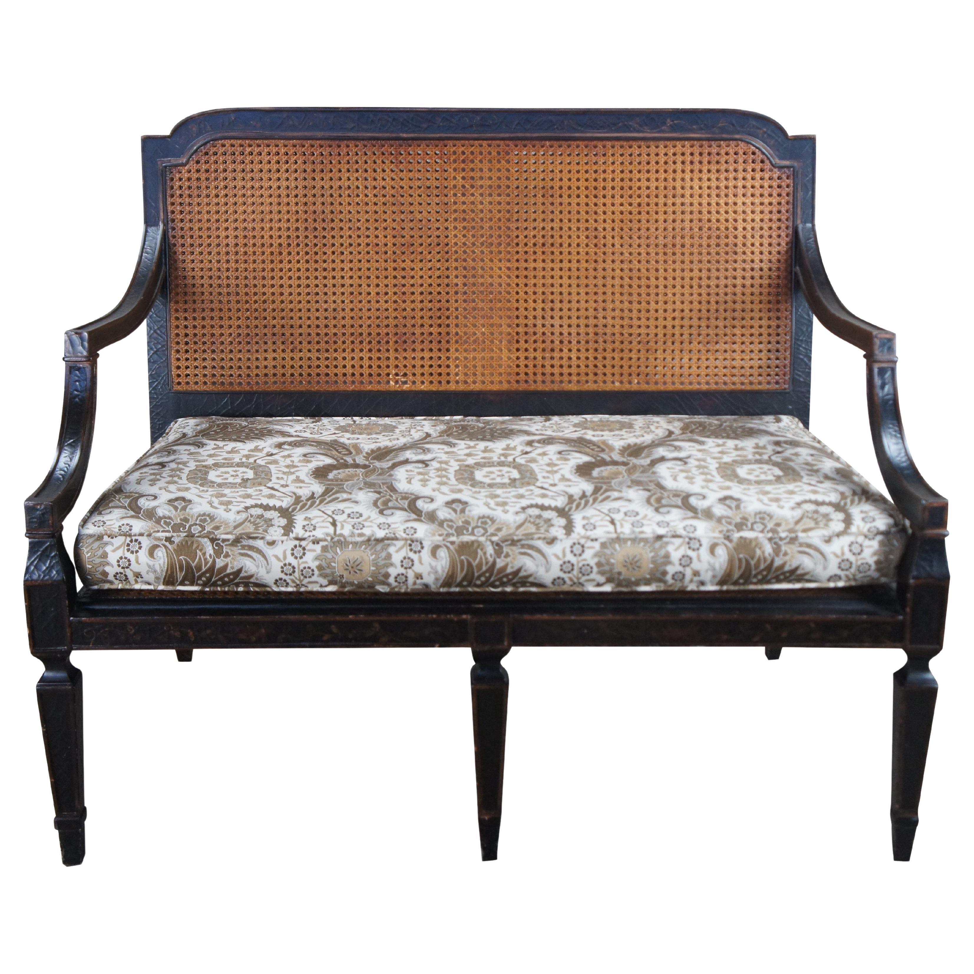 Vintage Baker Milling Road Chinoiserie Laccato e Caned Settee Loveseat Panca