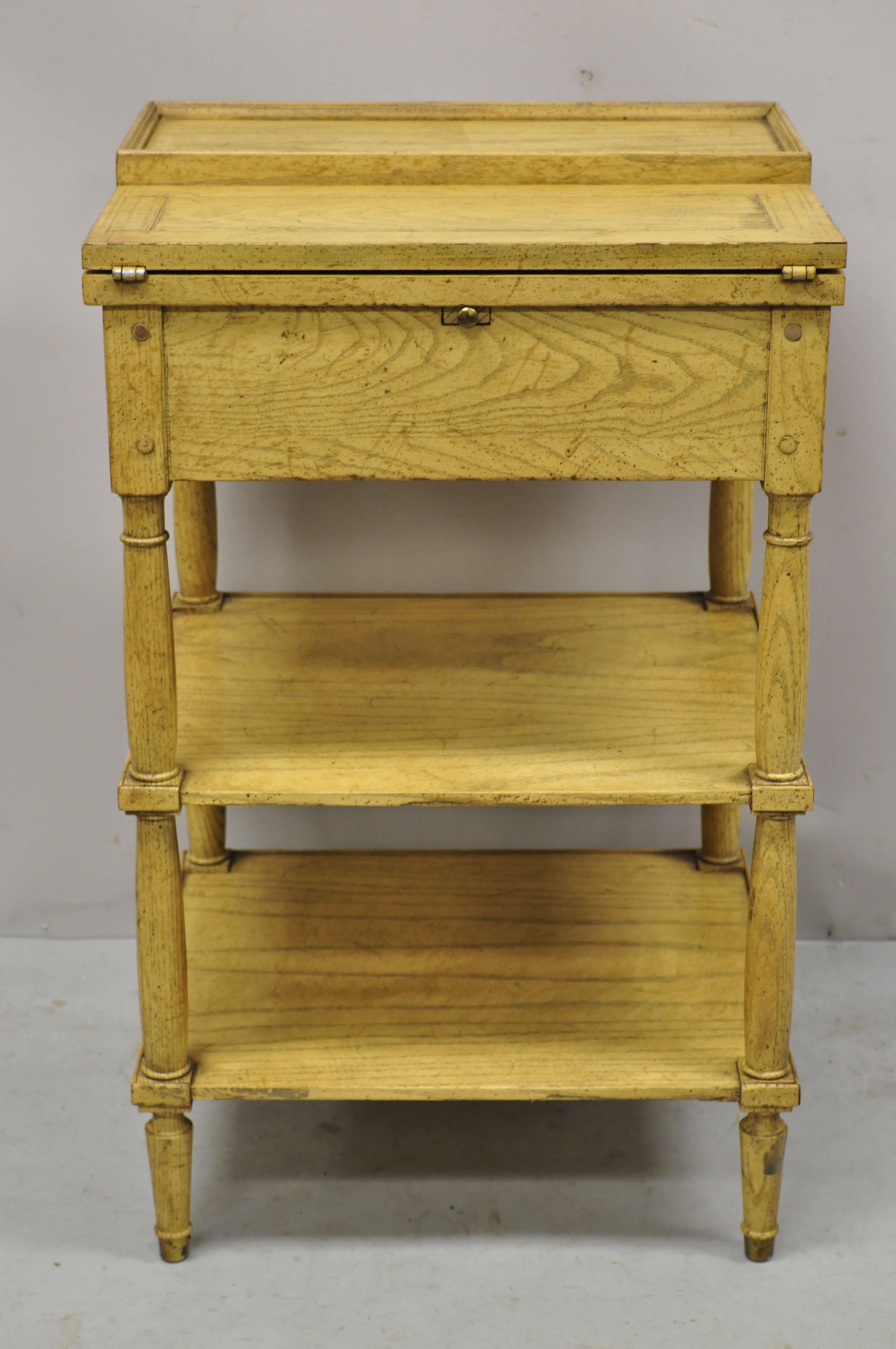 Vintage Baker Oak Wood Wine Serving Stand Holder Side Table With 2 Copper Pots In Good Condition In Philadelphia, PA