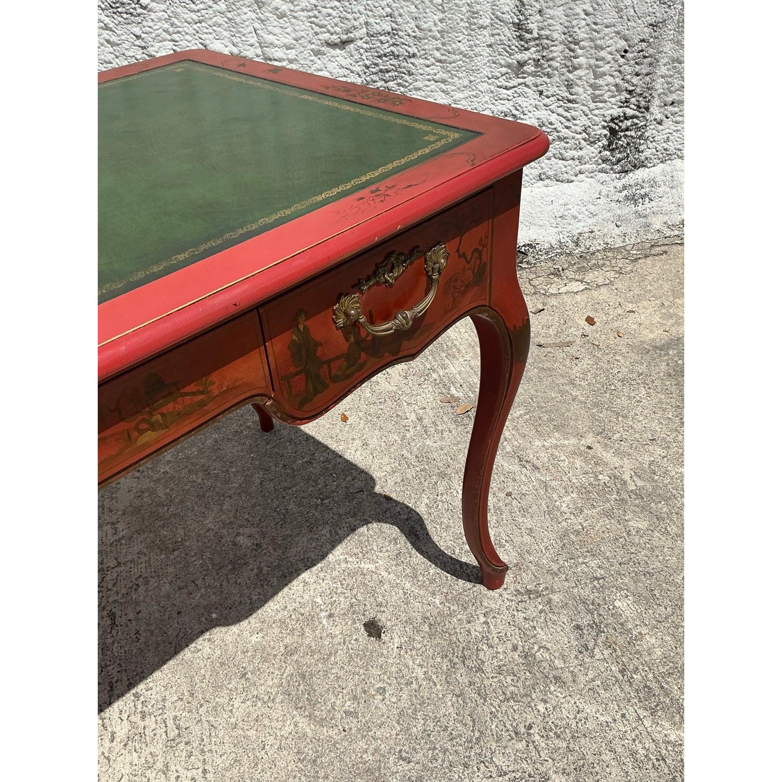 Baker Roter lackierter Chinoiserie-Schreibtisch, Vintage im Angebot 4