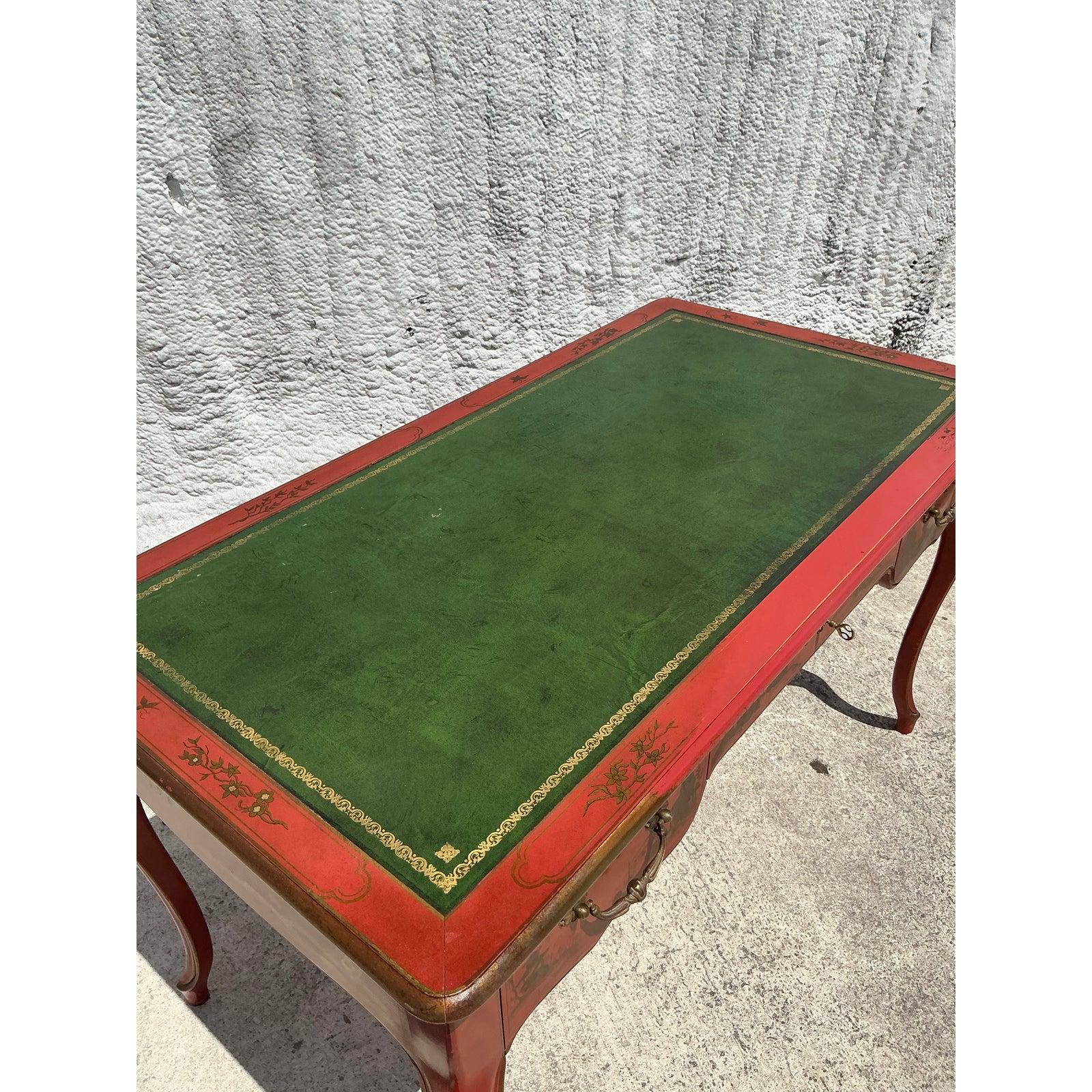 Baker Roter lackierter Chinoiserie-Schreibtisch, Vintage im Angebot 6