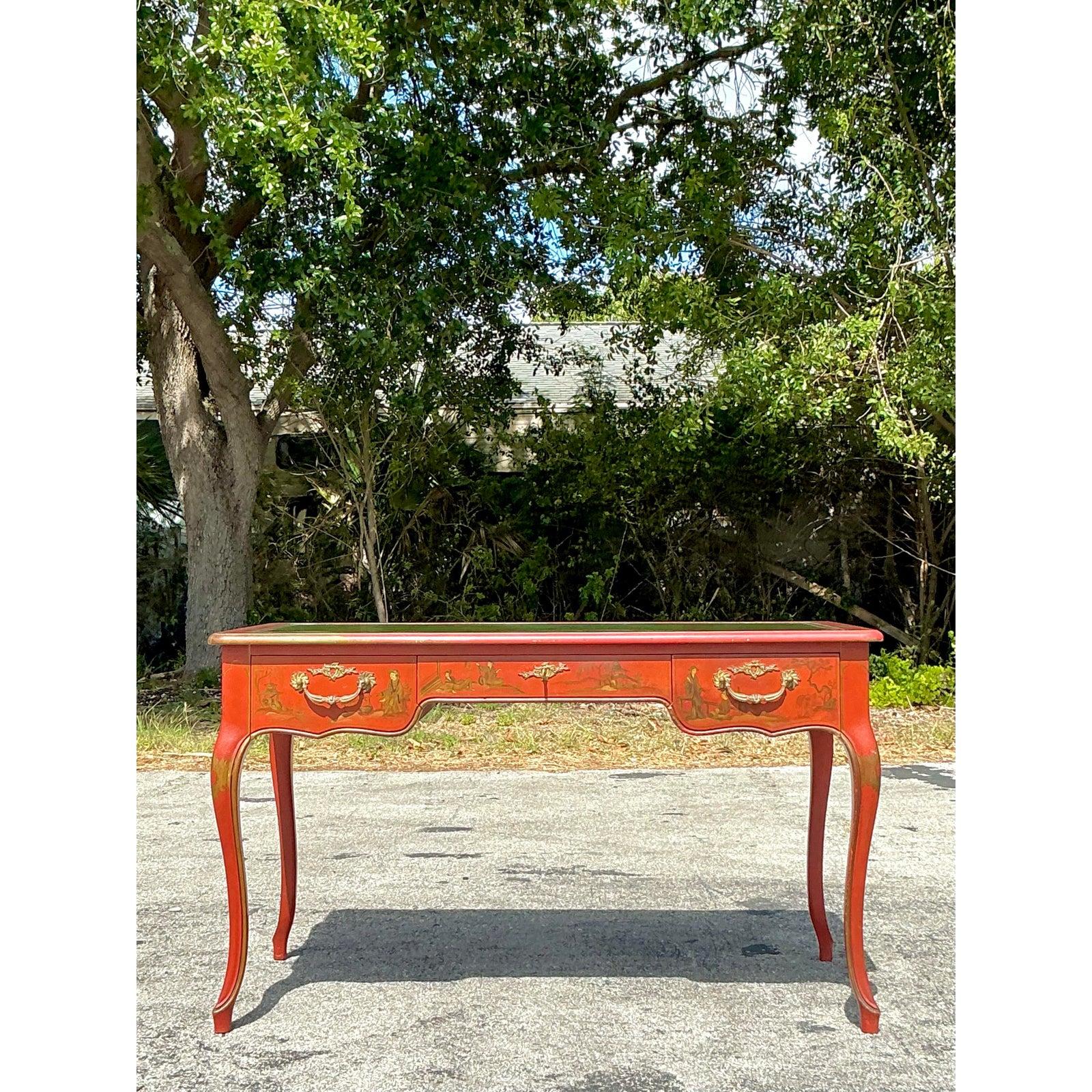 Baker Roter lackierter Chinoiserie-Schreibtisch, Vintage im Angebot 2