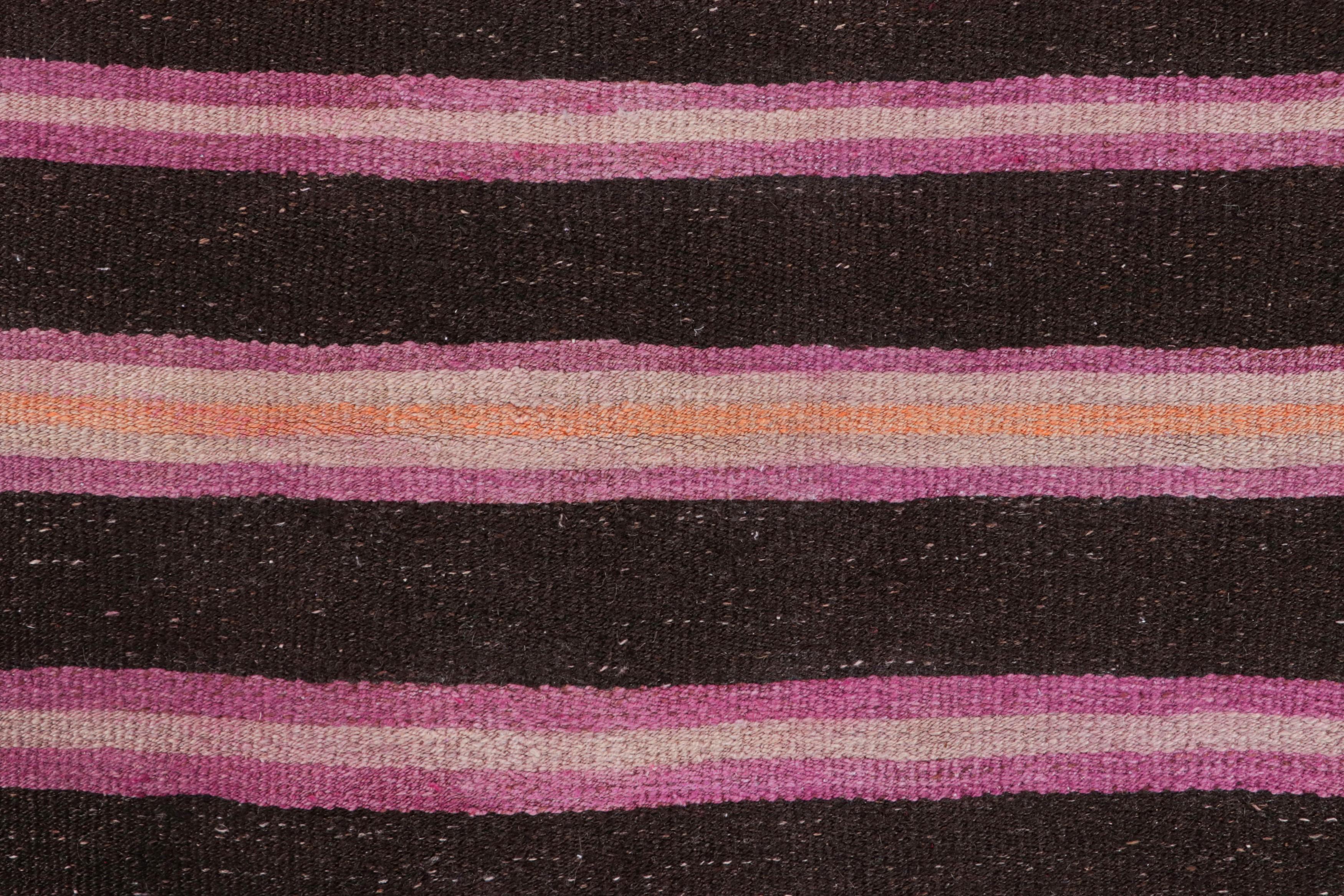 Vintage Bakhtiari Persisch Kilim, Rosa und Lila Geometrische Streifen - Rug & Kilim (Stammeskunst) im Angebot