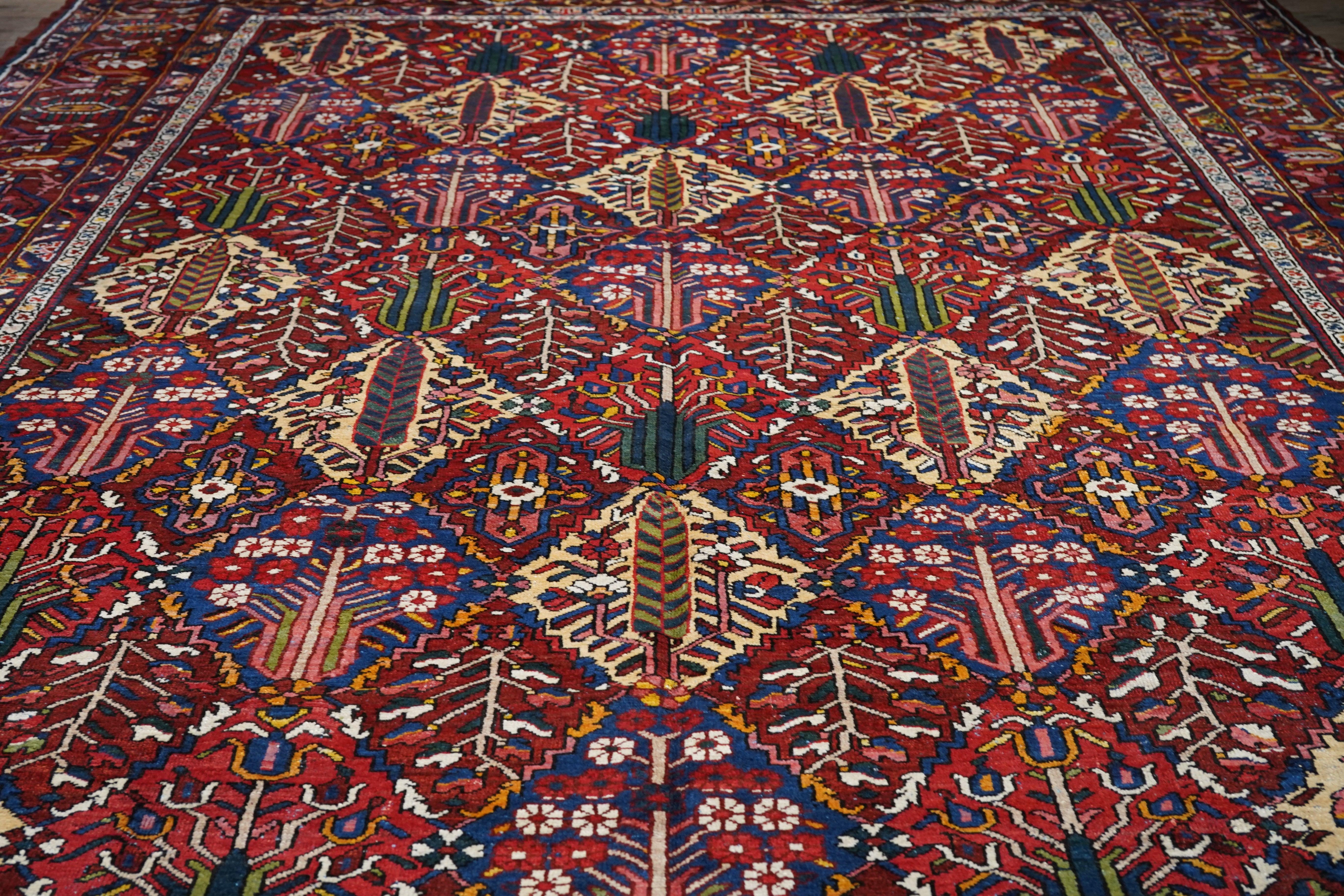 Bakhtiari-Teppich im Vintage-Stil 12'2'' x 16'7'' im Angebot 1