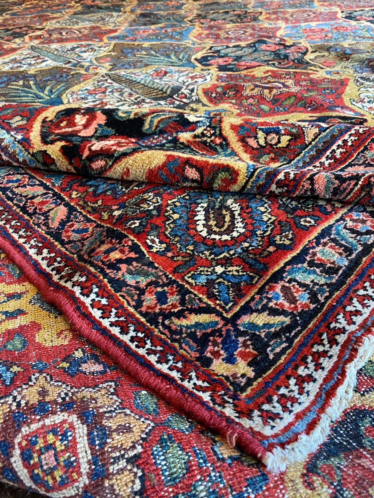 Vintage Bakhtiyar Persian Rug In Good Condition For Sale In Providence, RI