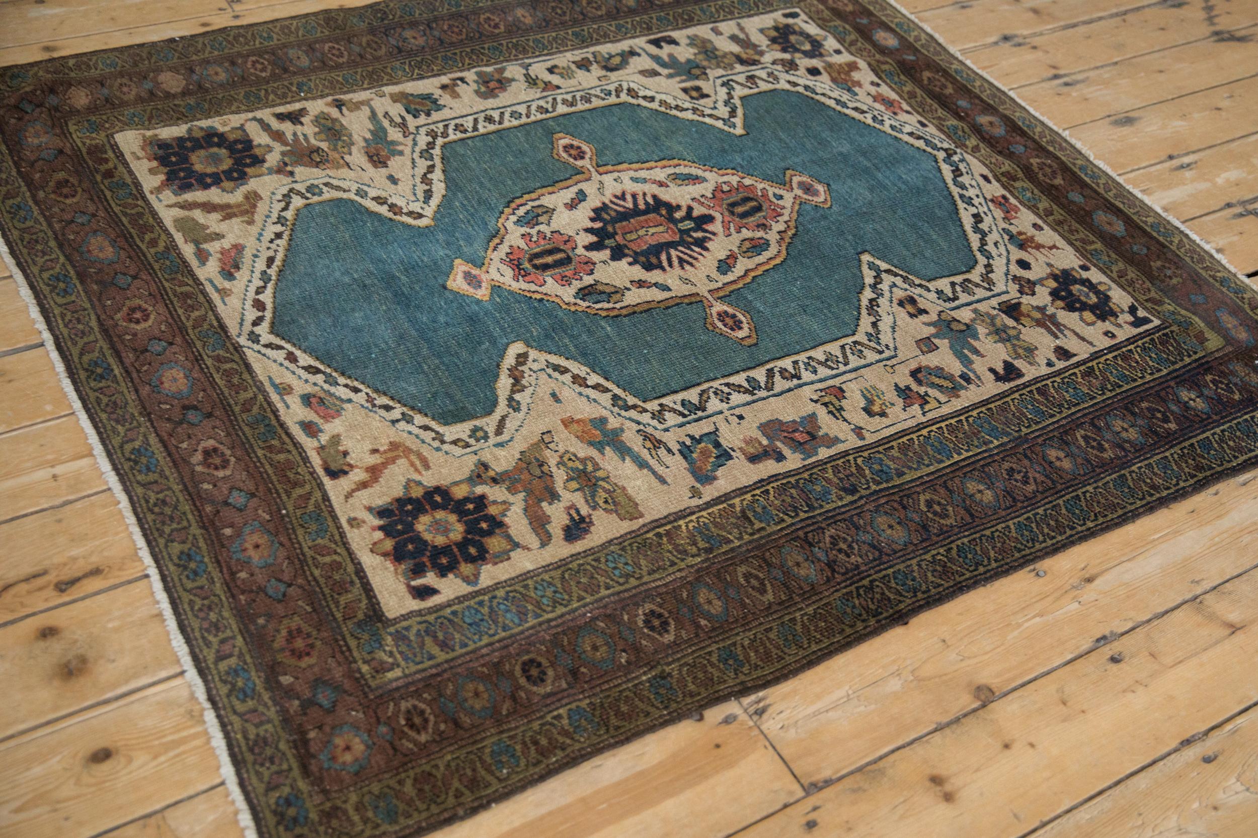 Vintage Bakshaish Quadratischer Teppich (Mitte des 20. Jahrhunderts) im Angebot