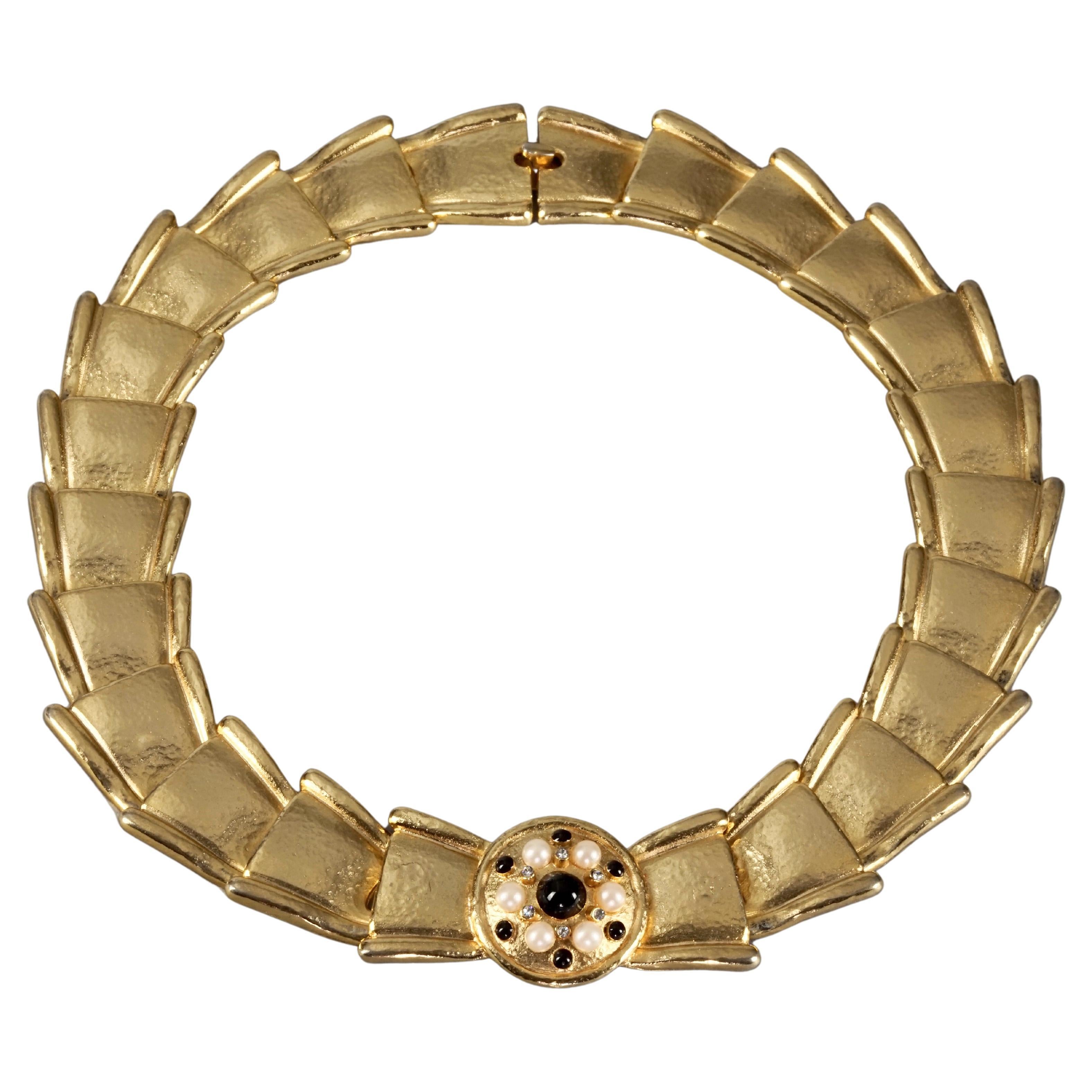 Balenciaga store choker necklace