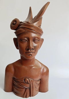 Vintage Balinese Art deco style wood figure Indonesia decorative arts