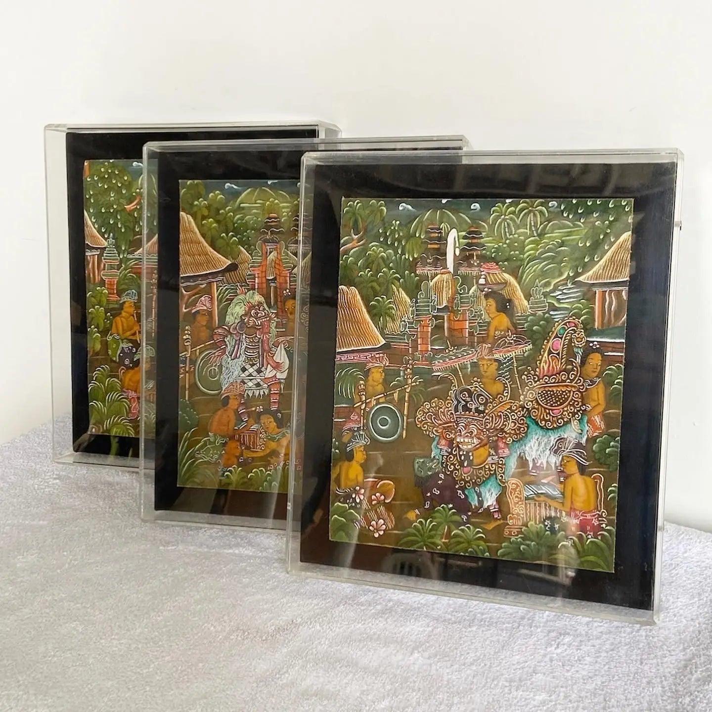 Balinesische Vintage-Gemälde auf Papier in Acrylrahmen – 3er-Set im Angebot 2