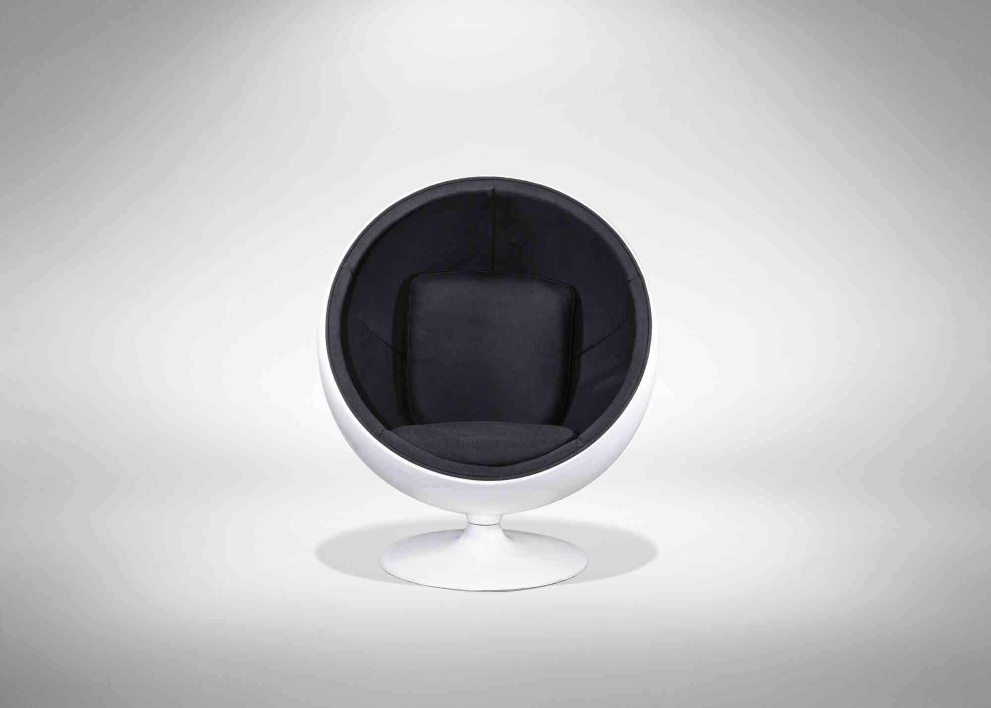 Late 20th Century Vintage Ball Chair in the Style of Eero Aarnio, 1990s