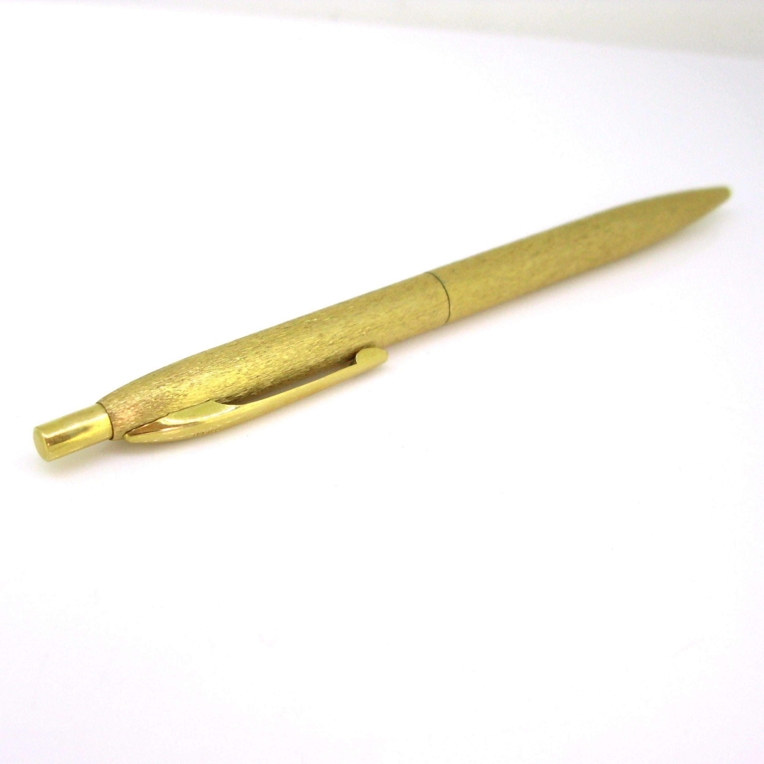 Vintage Ballpoint Pen, 18kt Yellow Gold, circa 1960 In Good Condition In London, GB
