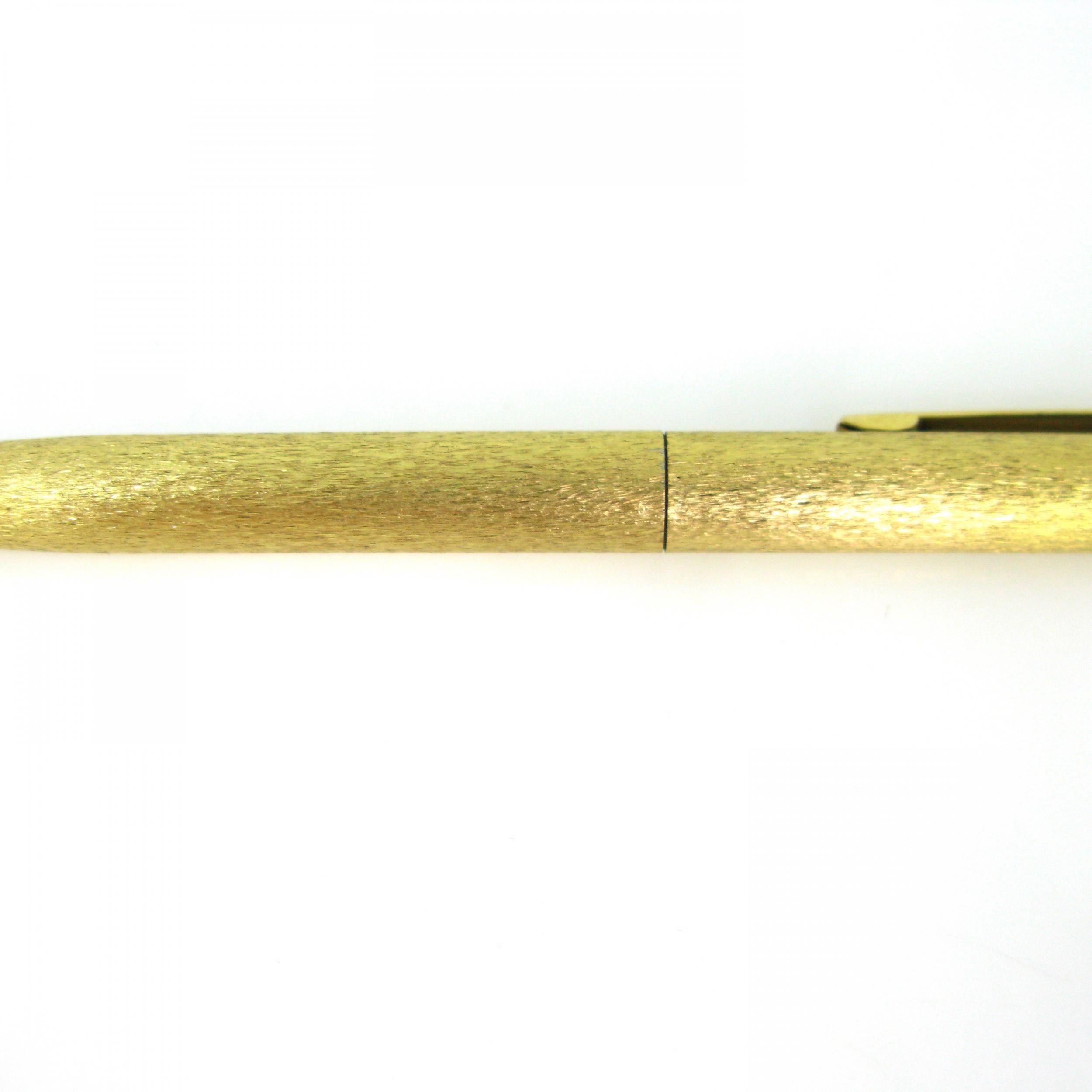 Vintage Ballpoint Pen, 18kt Yellow Gold, circa 1960 2