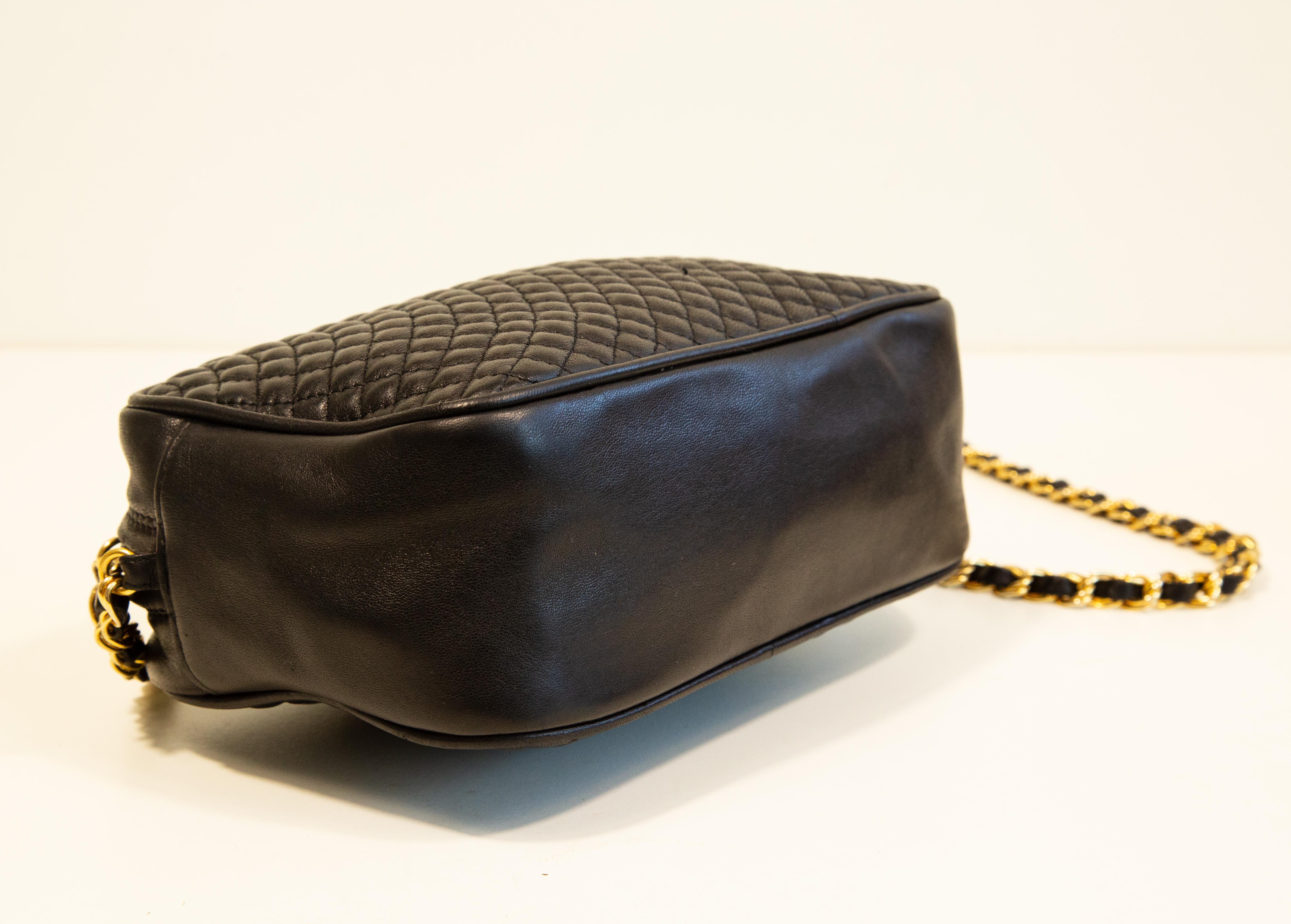 Vintage Bally Shoulder Bag in Black Quilted Leather 1