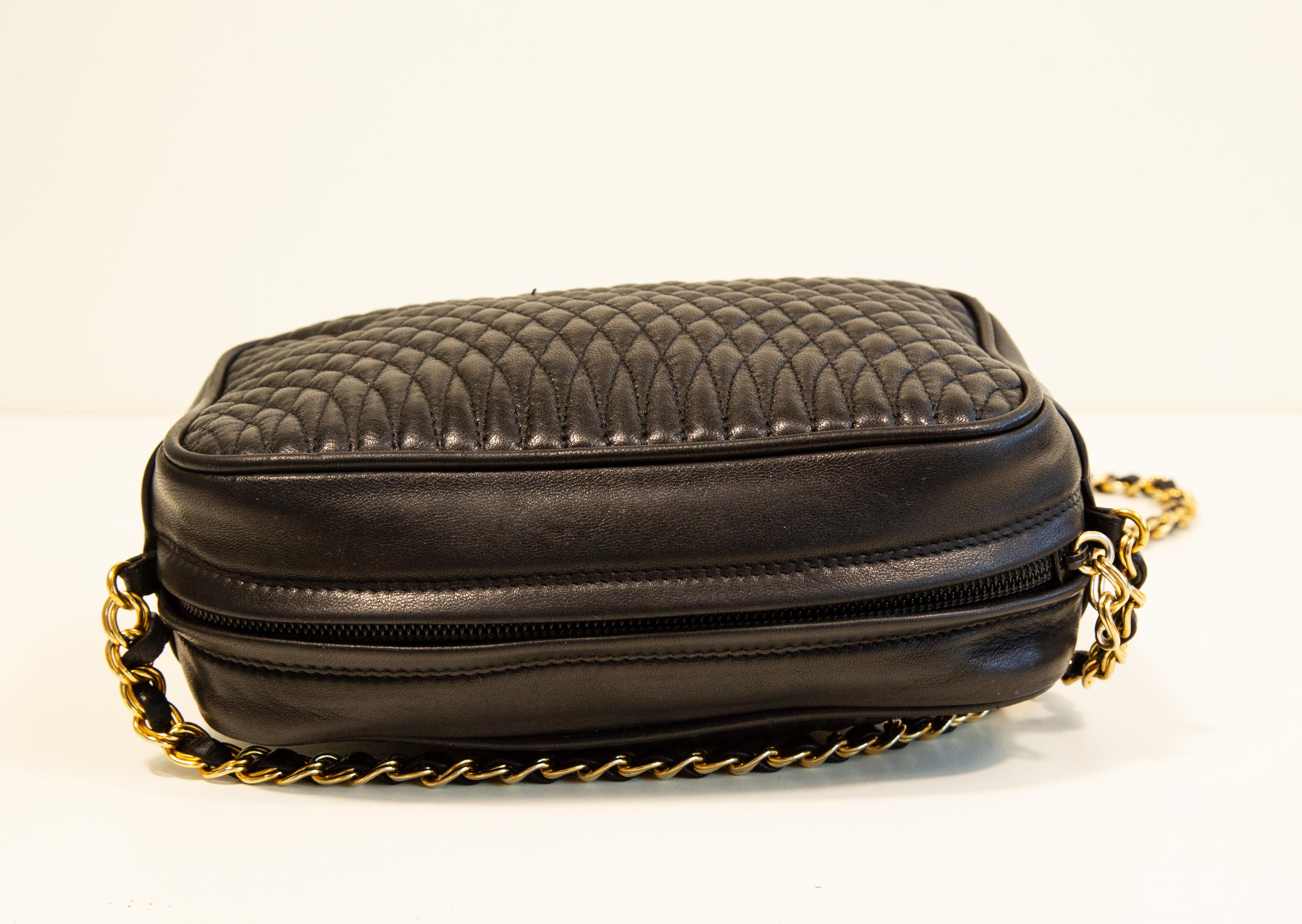 Vintage Bally Shoulder Bag in Black Quilted Leather 2