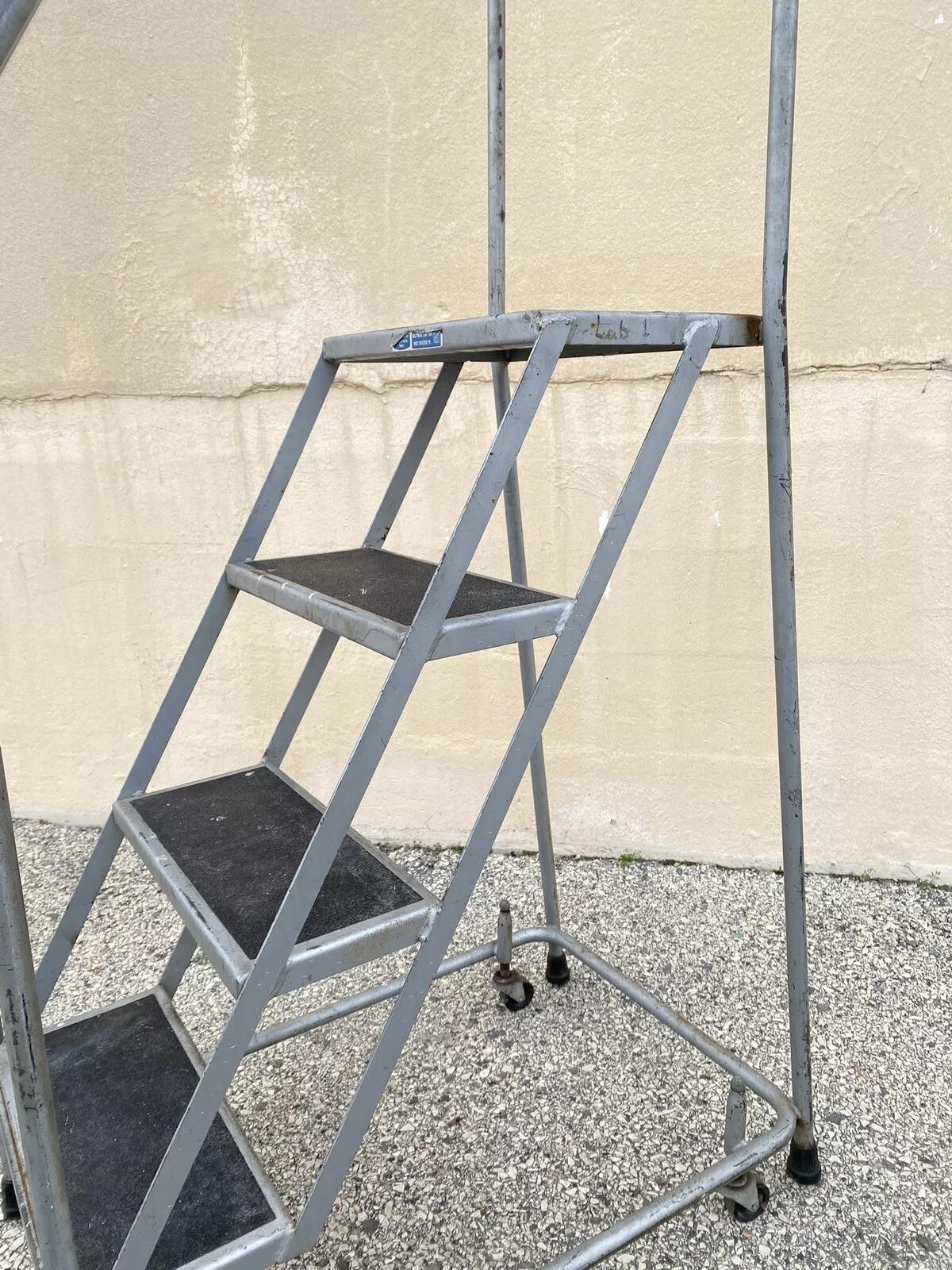 Vintage Ballymore Warehouse Garage 4 Step Metal Rolling Safety Ladder w/ Rails For Sale 2