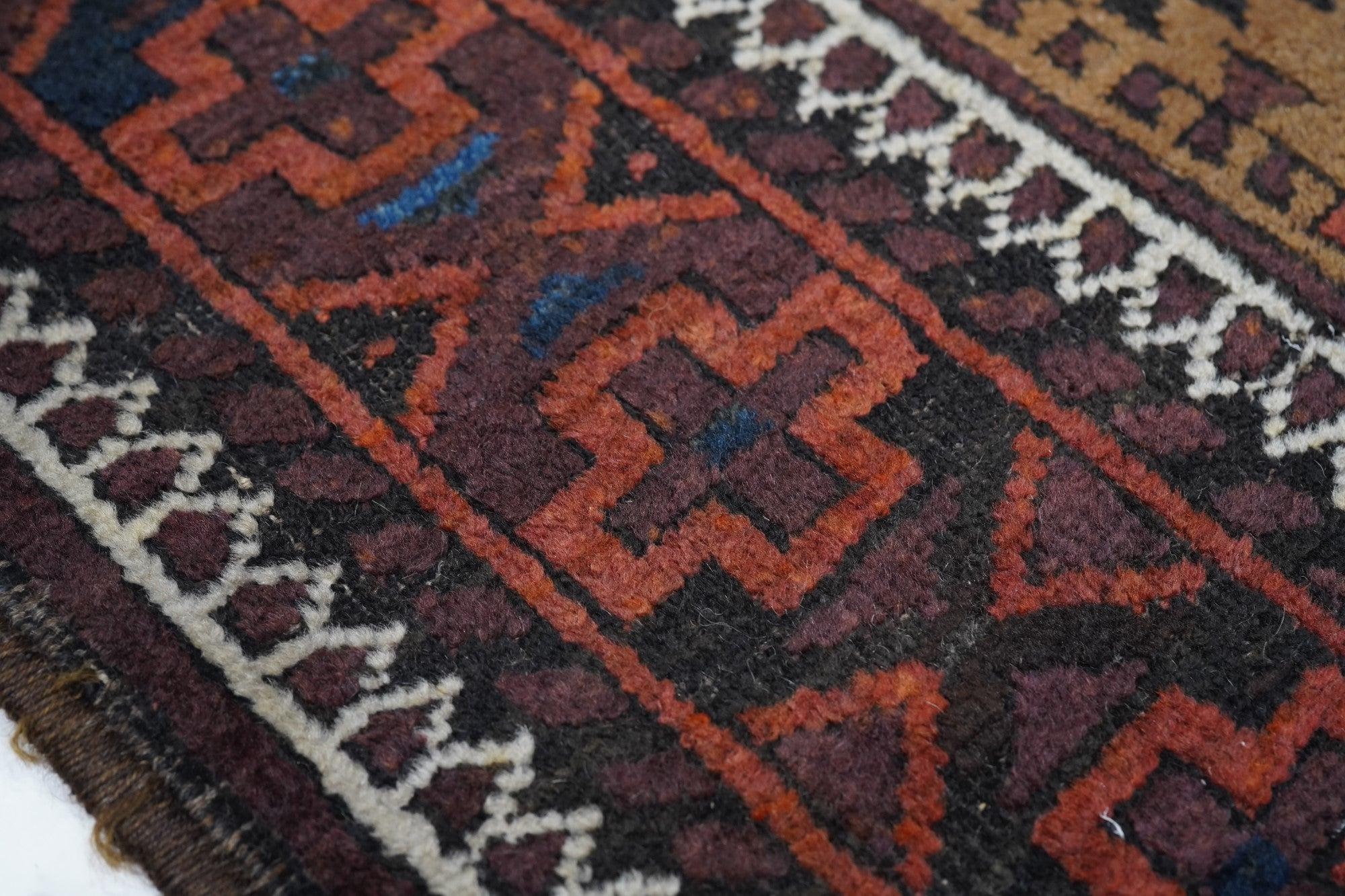 20th Century Vintage Balouch Rug 2'9'' x 4'10'' For Sale