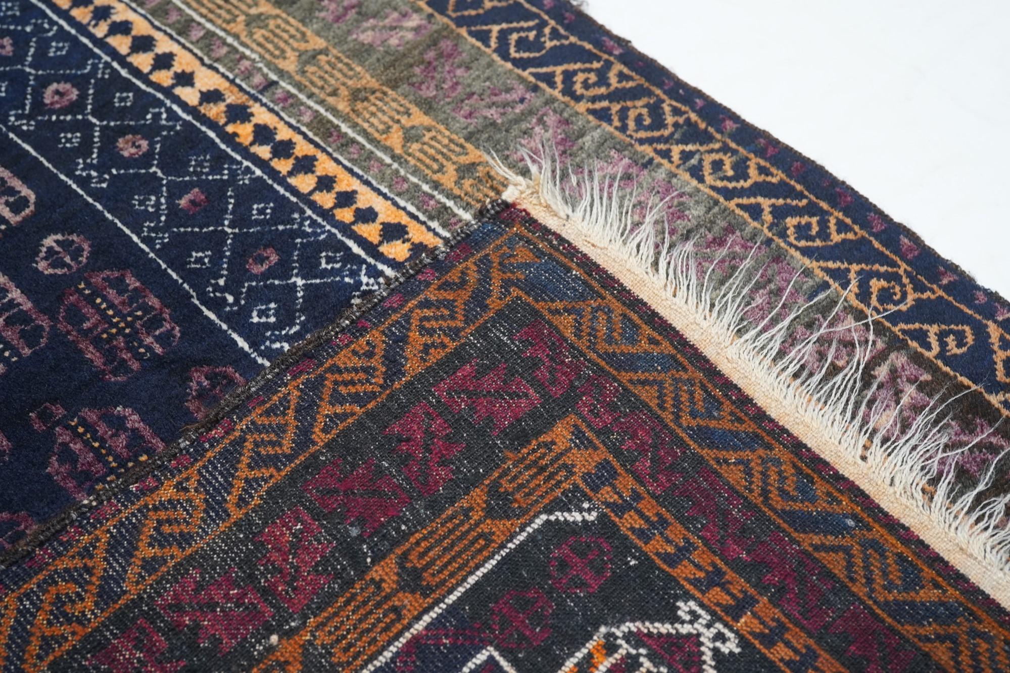 Tappeto Vintage Balouch 2'9'' x 4'6'' in vendita 4