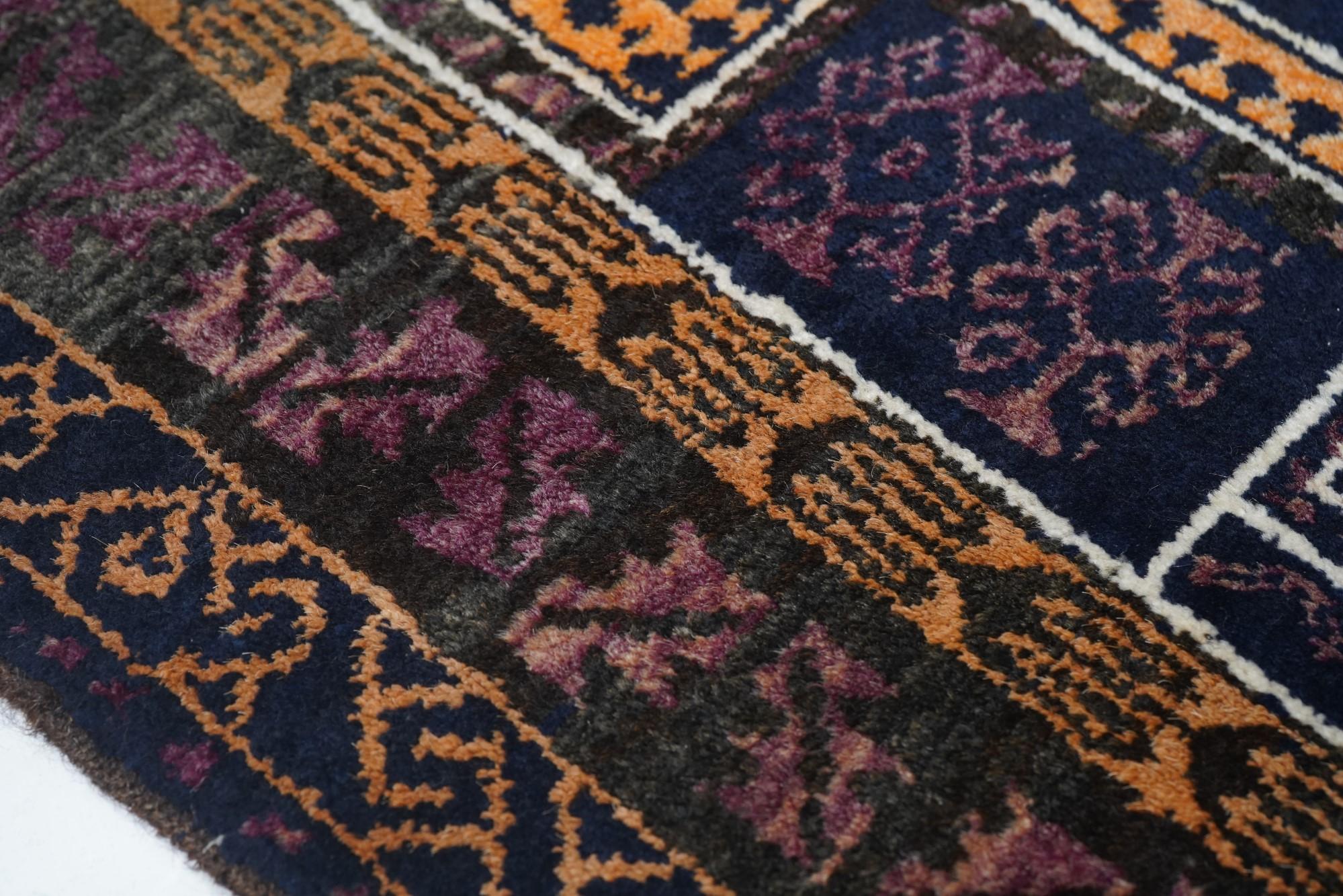 Vintage Balouch Rug 2'9'' x 4'6'' In Good Condition For Sale In New York, NY