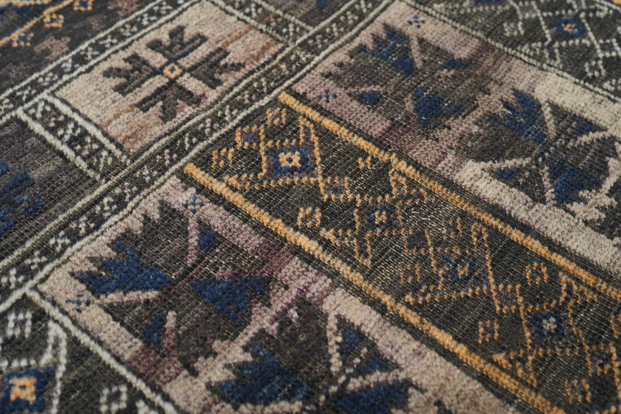 Vintage Balouch Rug 3'3'' x 4'8'' For Sale 1