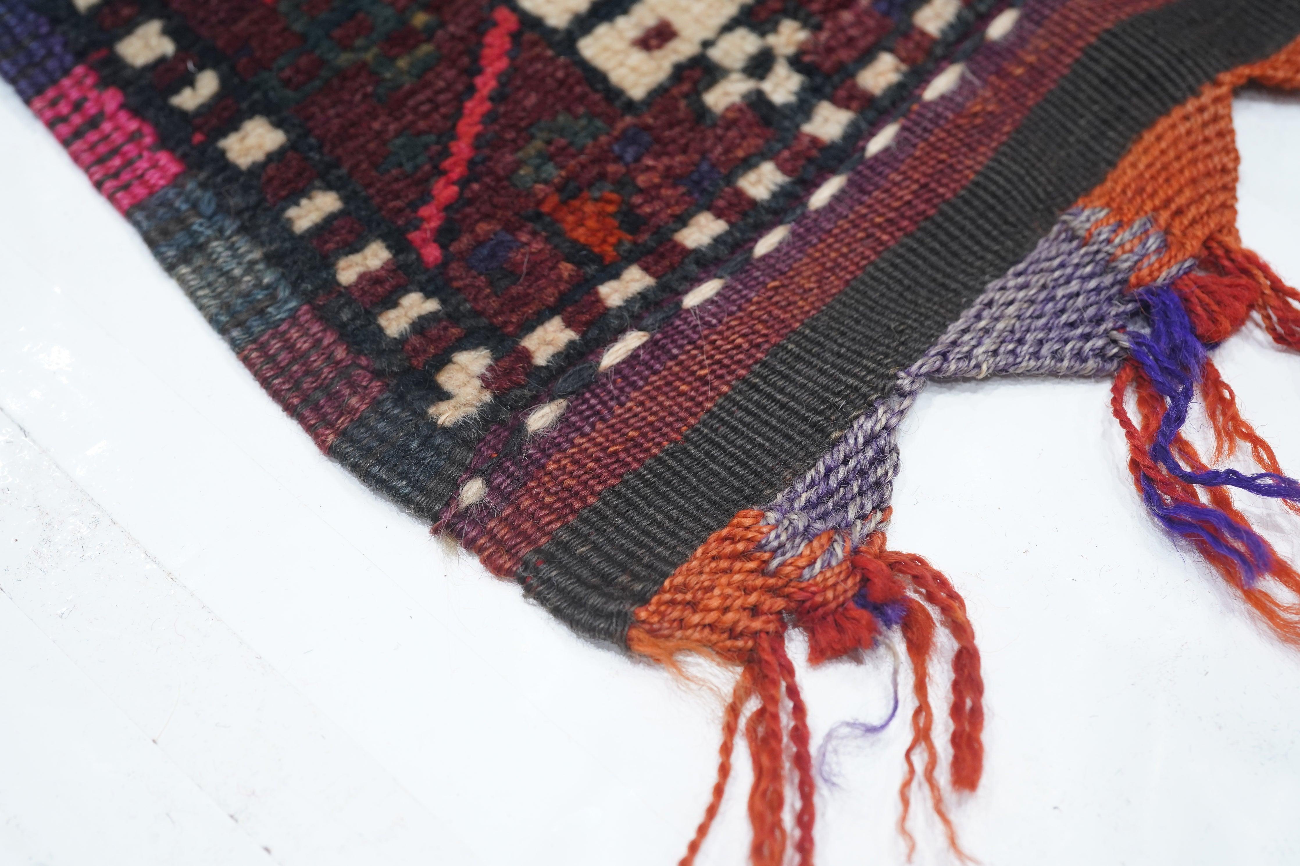 Vintage Balouch Rug 3'5'' x 6'2'' In Good Condition For Sale In New York, NY