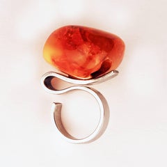 Vintage Baltic Amber Modernist Silver Cocktail Ring, circa 1960