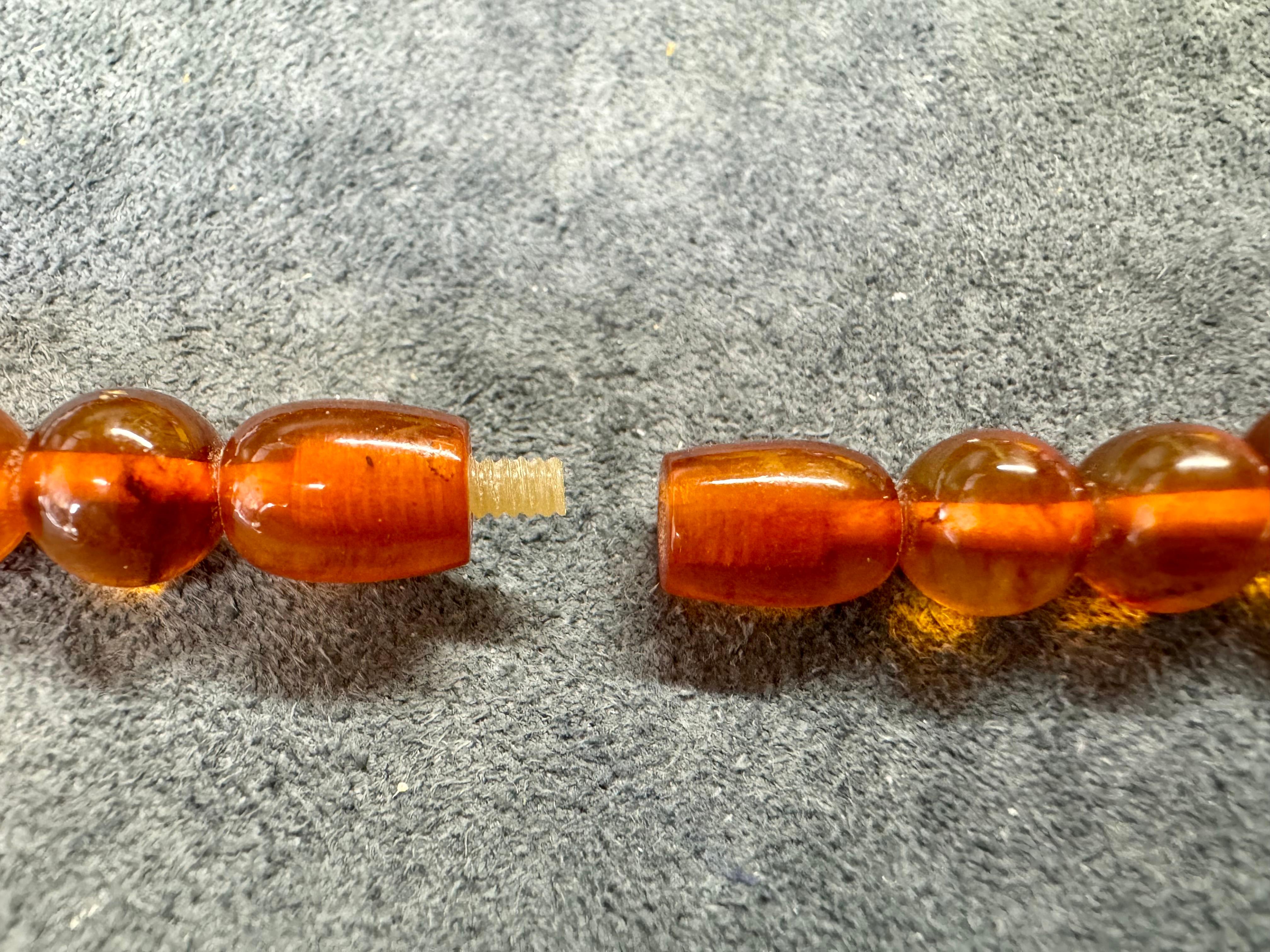 Women's or Men's Vintage Baltic Amber necklace from the 1950-60s For Sale