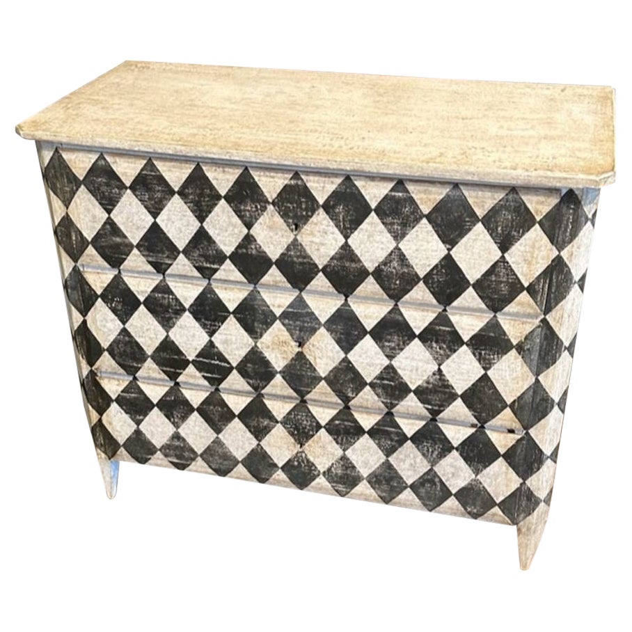 Coffre vintage en baltique à motifs de diamants