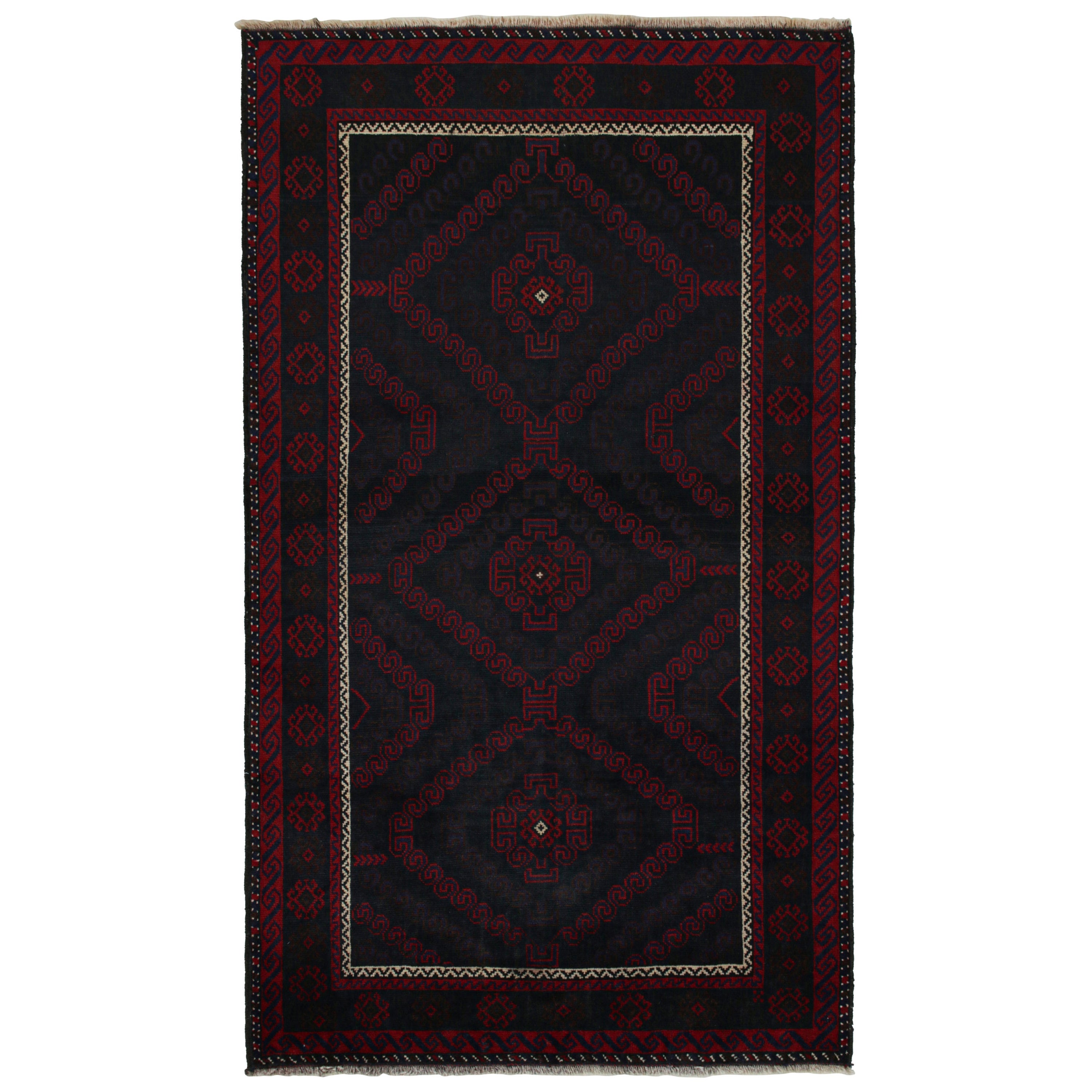 Vintage Belutsch Afghan Teppich in Rot & Blau Stammes-Muster von Rug & Kilim