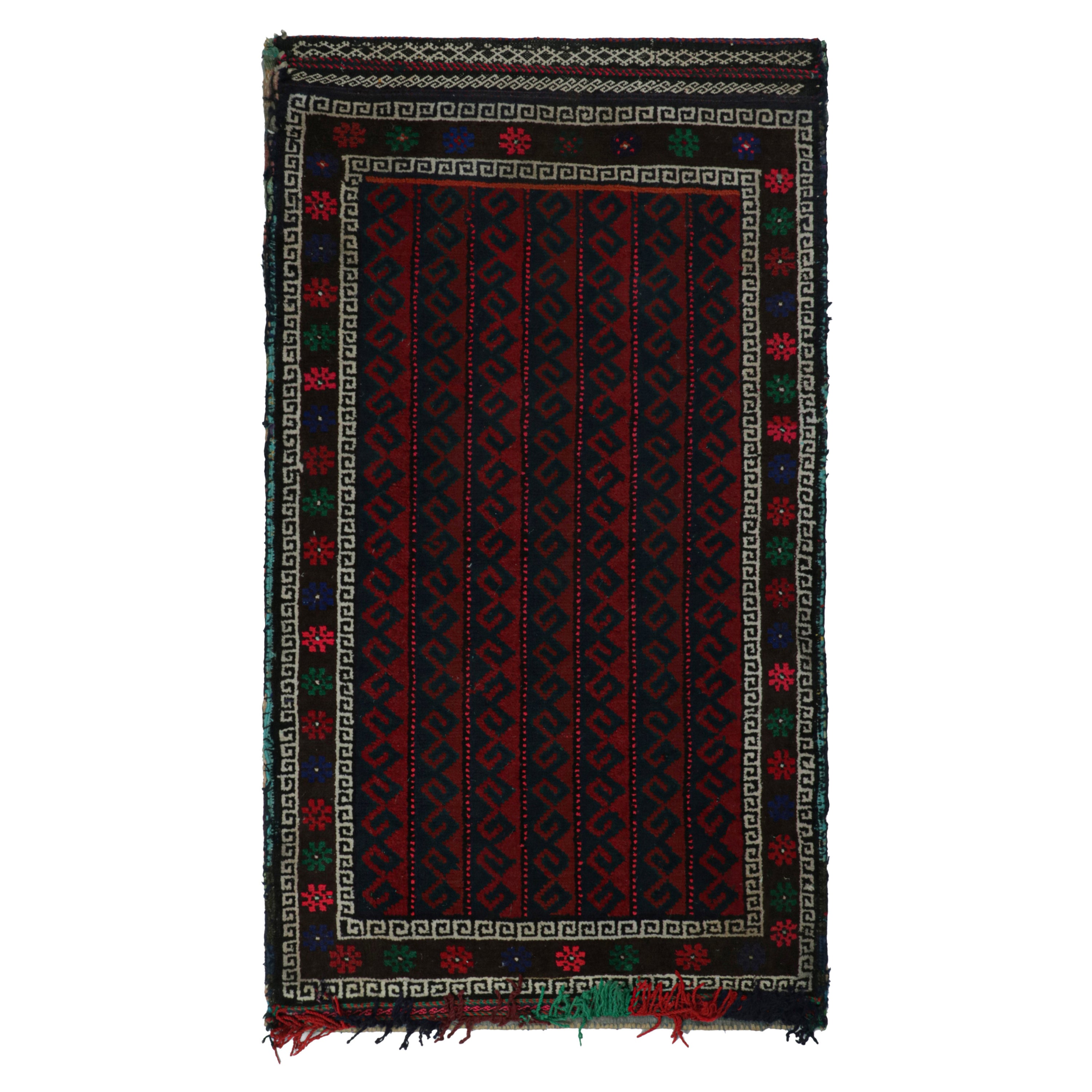 Tapis afghan Baluch à motifs rouges, bleus, blancs et noirs de Rug & Kilim