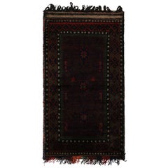 Tappeto afgano Baluch vintage con motivi rossi, verdi, blu e neri da Rug & Kilim