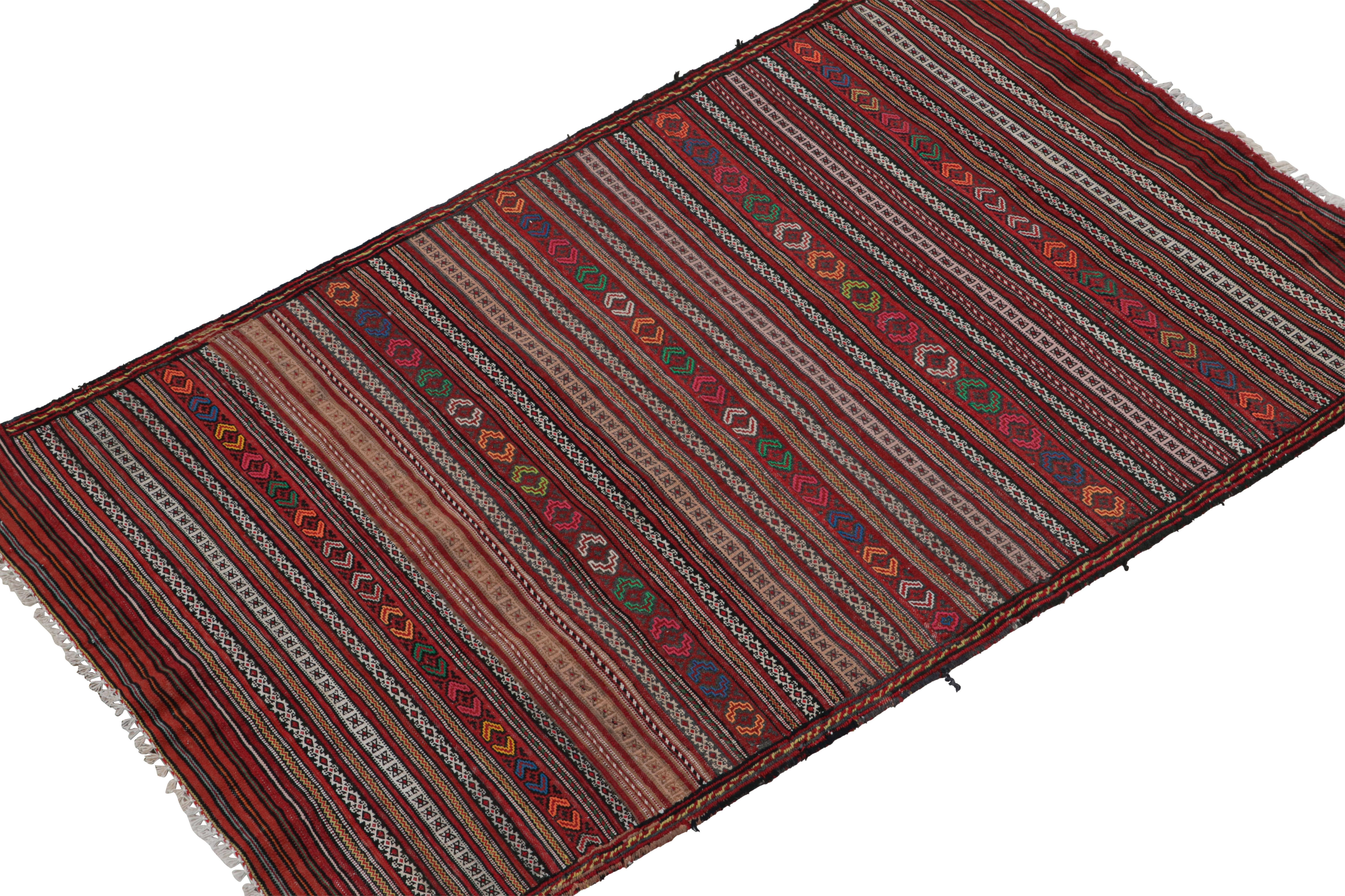 Handwoven in wool circa 1950-1960, this vintage tribal kilim rug from the Baluch tribe is the latest to join Rug & Kilim’s collection of coveted flatweaves. 

On the Design: 

Specifically believed to hail from the Leghari clan of the Baluch tribe,