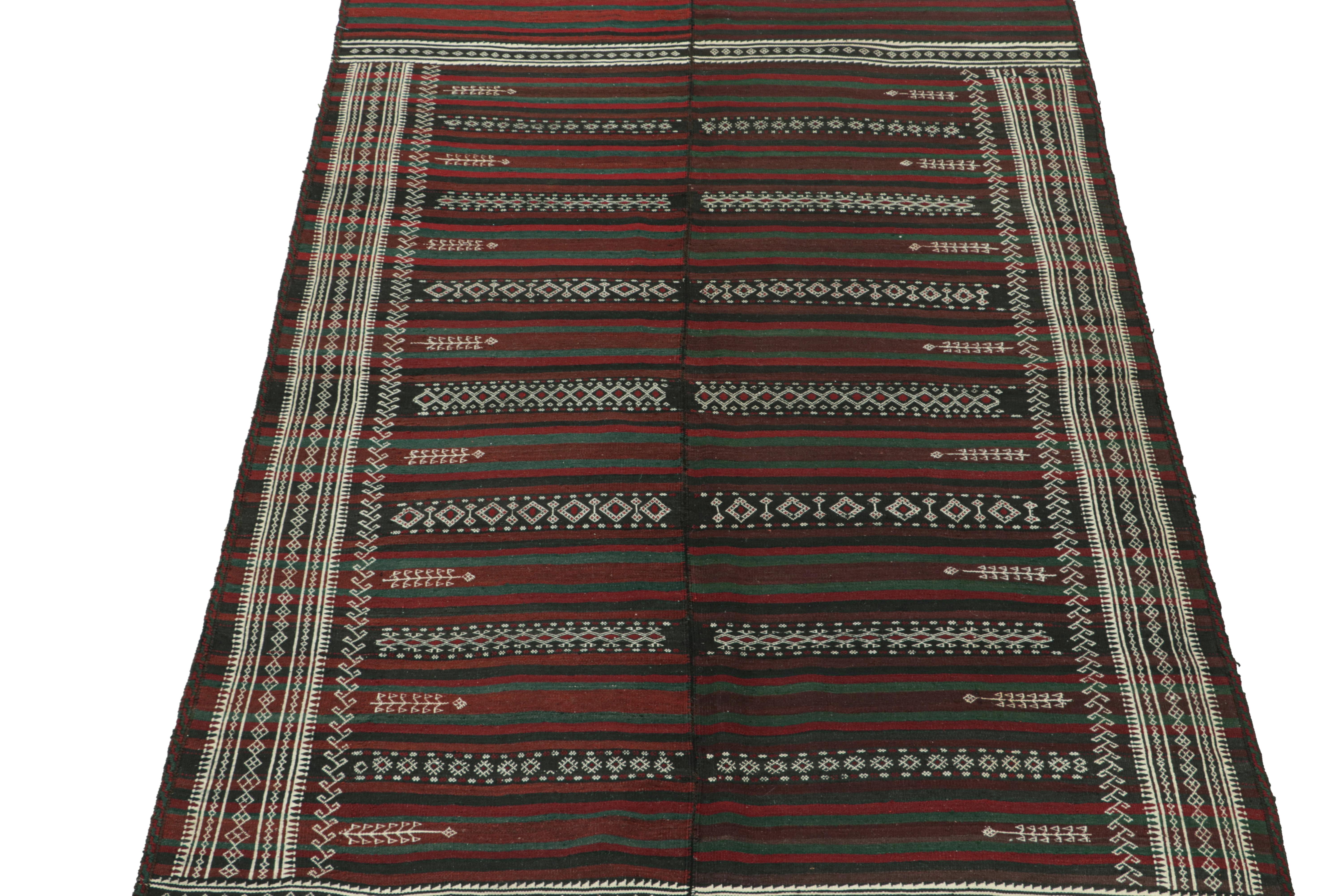 Vintage Baluch Persian Kilim with Stripes & Geometric Patterns In Good Condition For Sale In Long Island City, NY